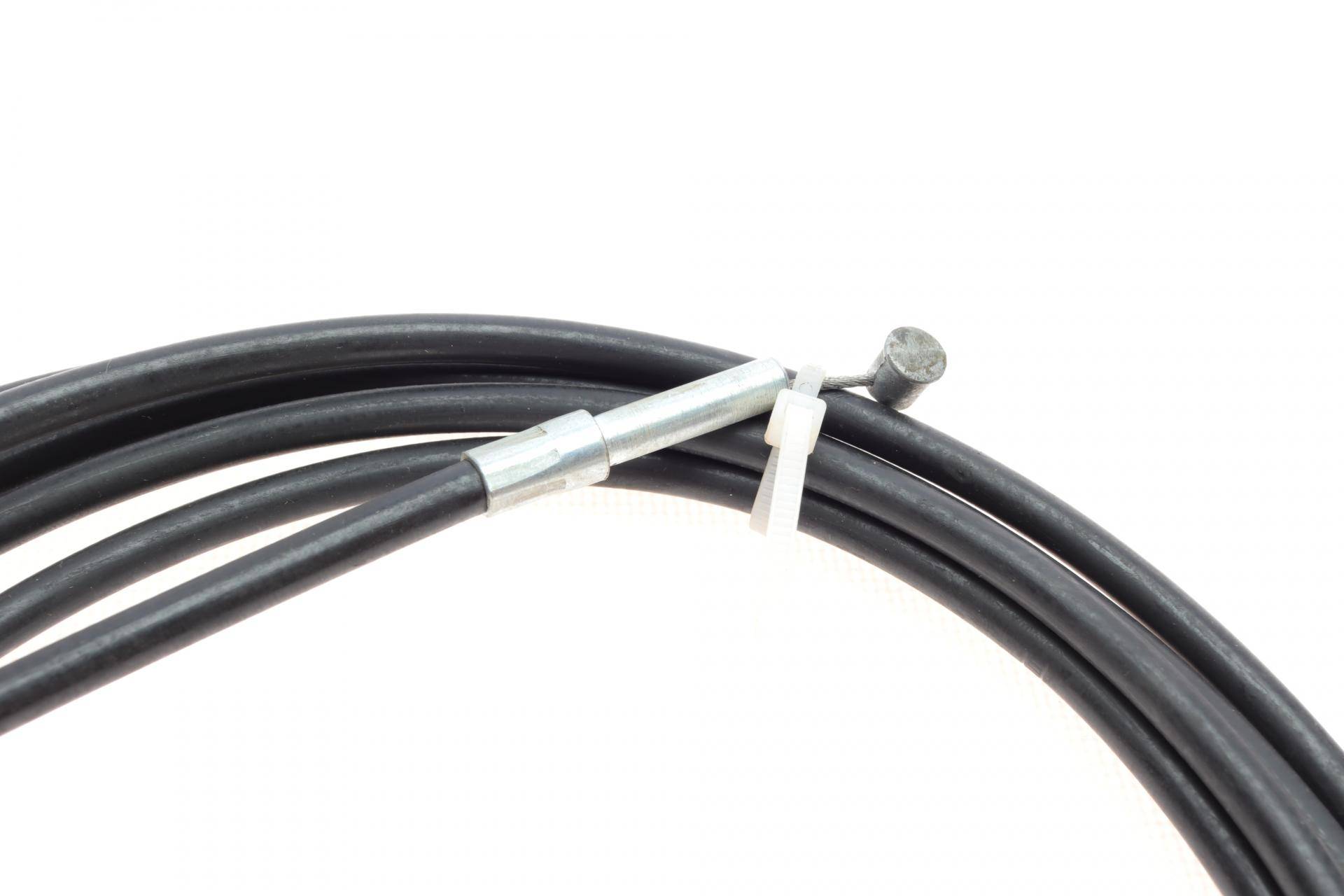 Трос механізму перекидання кабіни MB Atego 98-