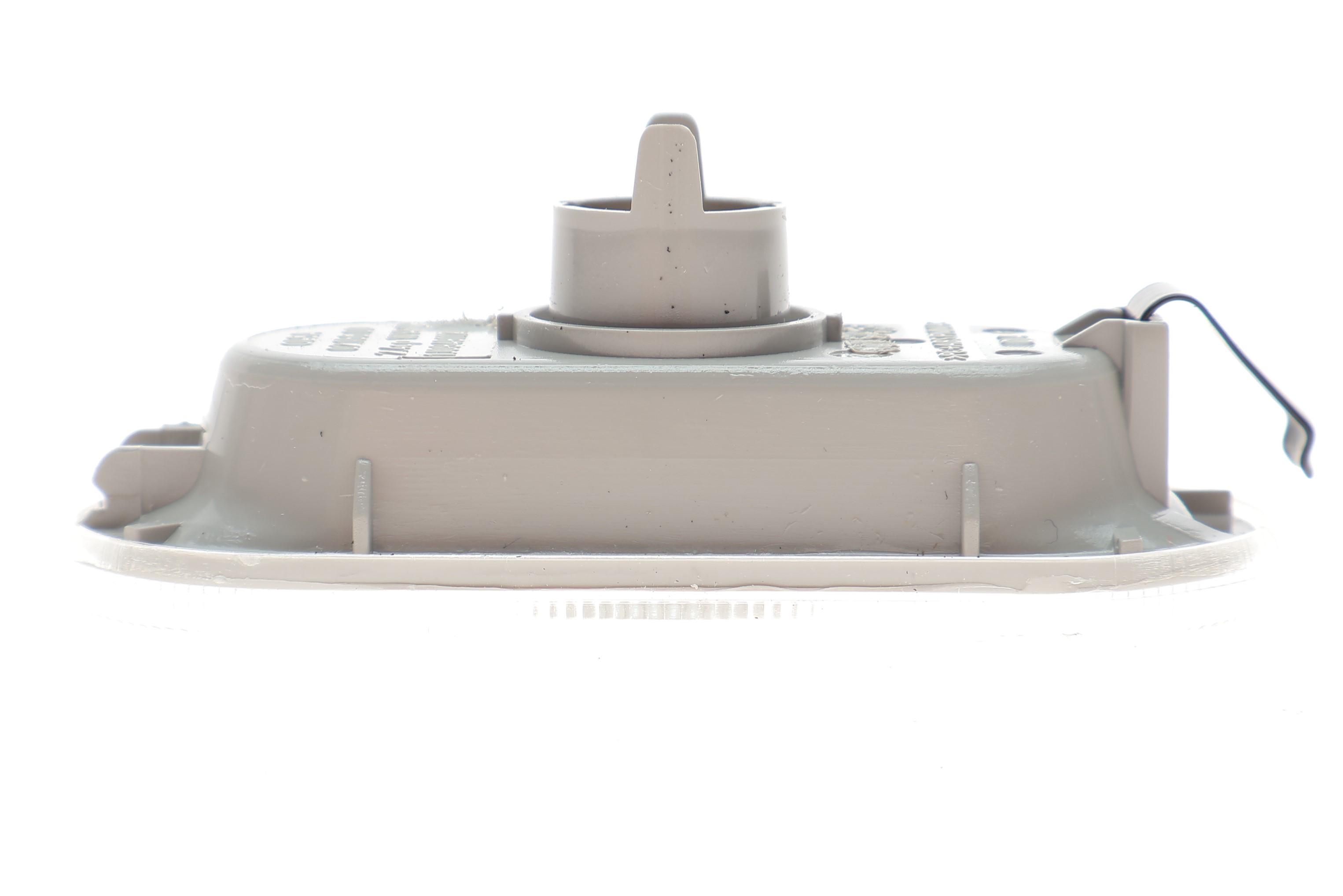 Повторювач повороту на крило VW T5 03-15/Passat B5 96-05 (прозорий)