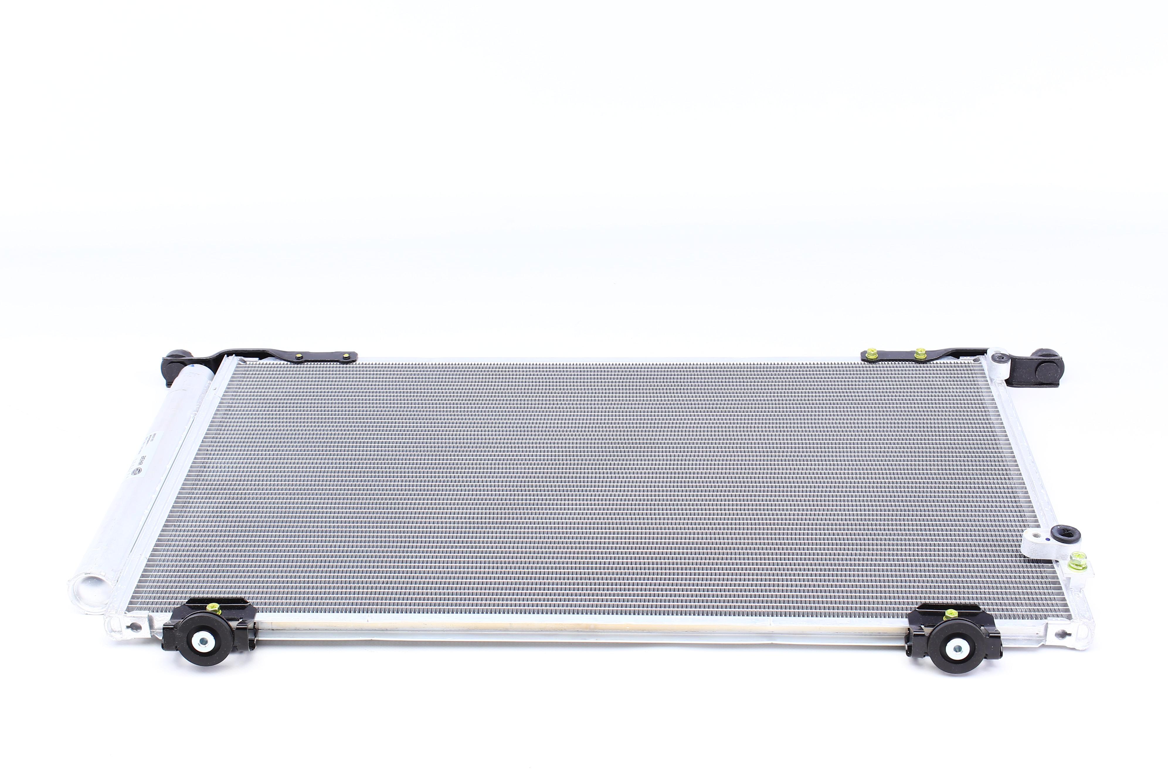 Радіатор кондиціонера Toyota avensis 2.0/2.4 03-18