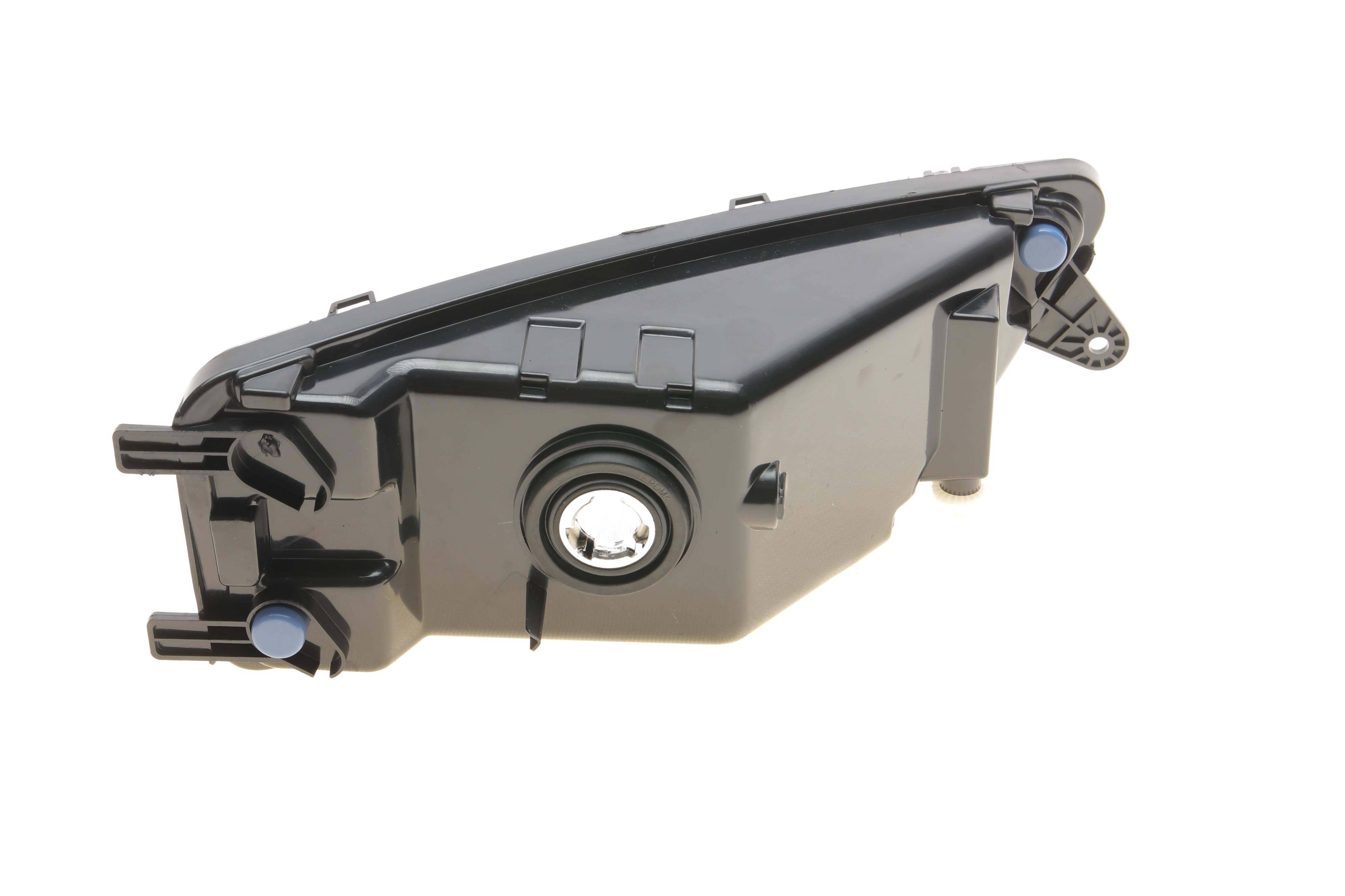 Фара противотуманная VW Amarok 17- (L)