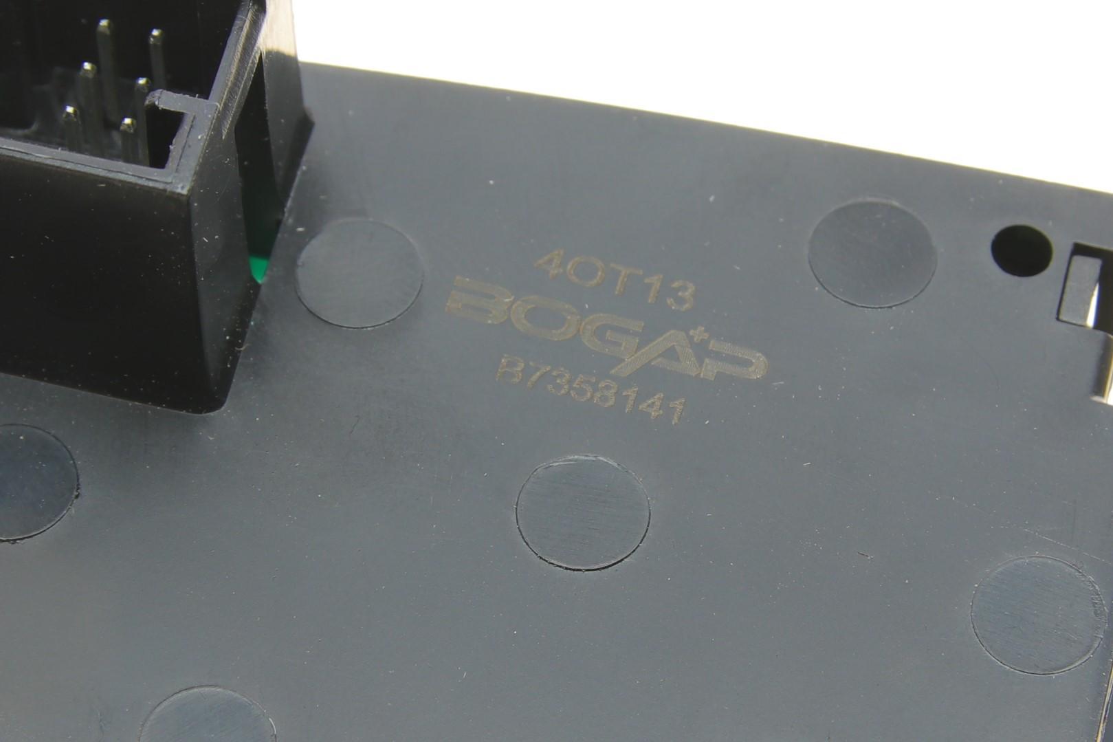 Кнопка выключения стояночного тормоза BMW X5 (E70)/X6 (E71) 3.0 TDI 06-14