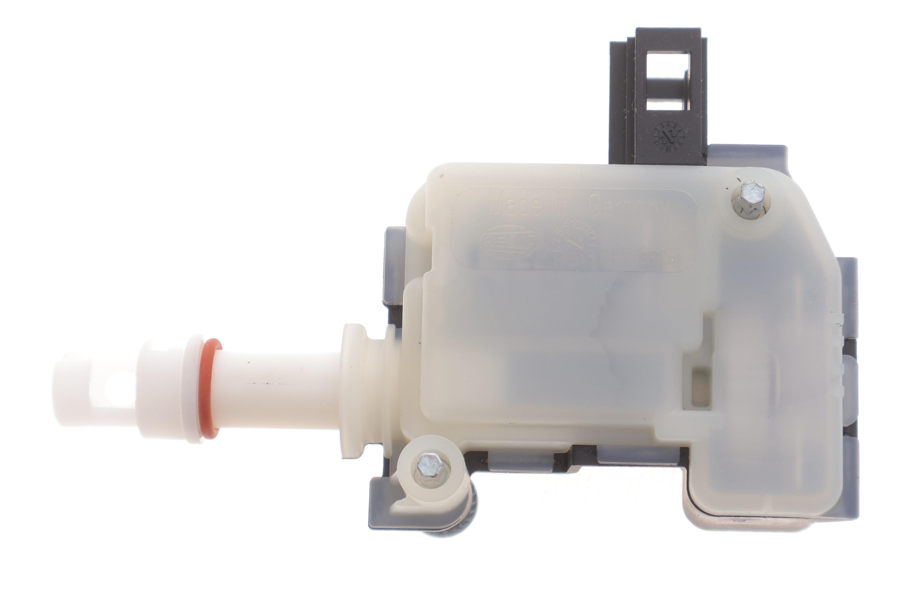 Замок лючка бака топливного Skoda Octavia/Superb/VW Golf IV/Passat 96-10