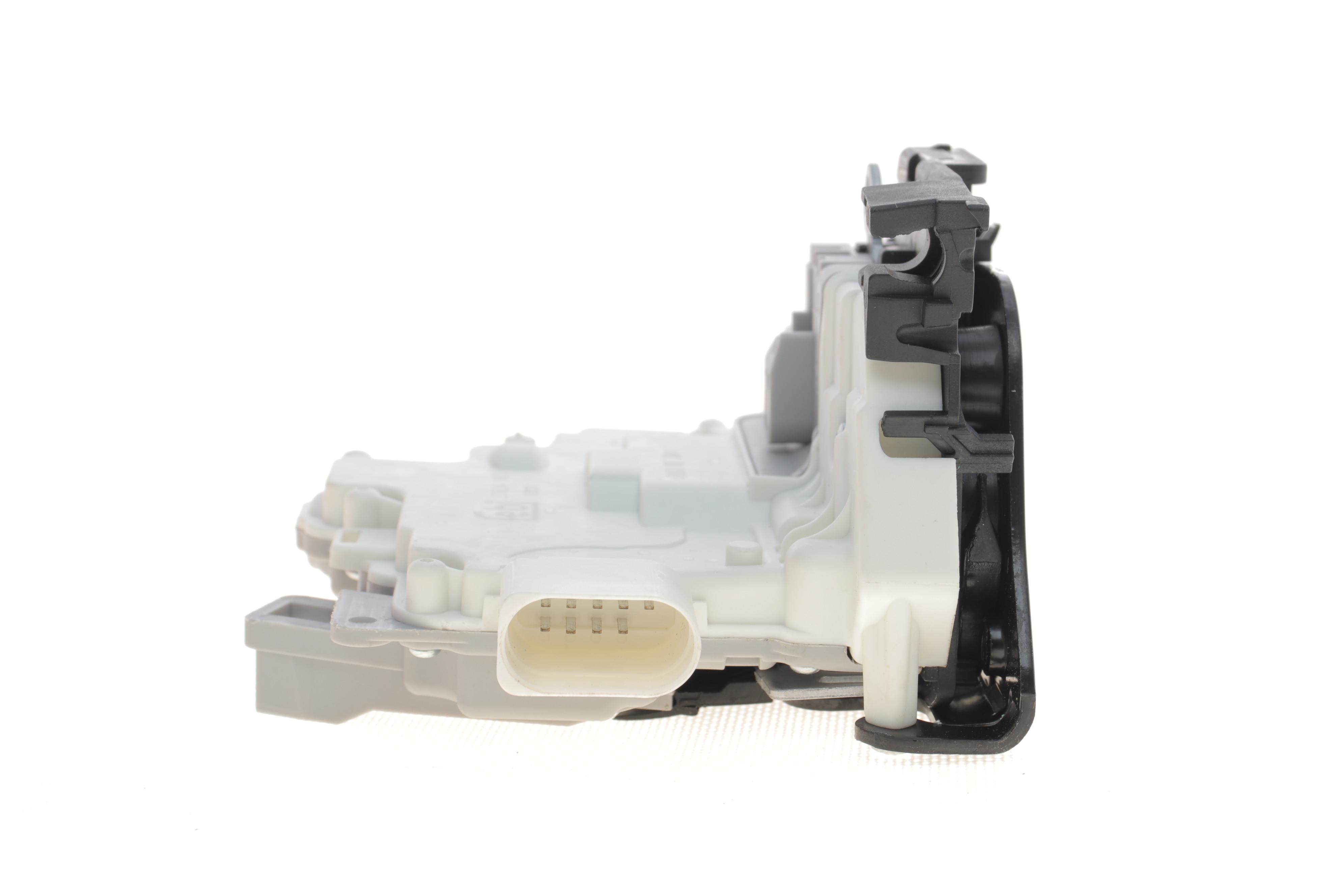 Замок двери (передней/L) Skoda Superb II 08-15/VW Passat B6 05-10