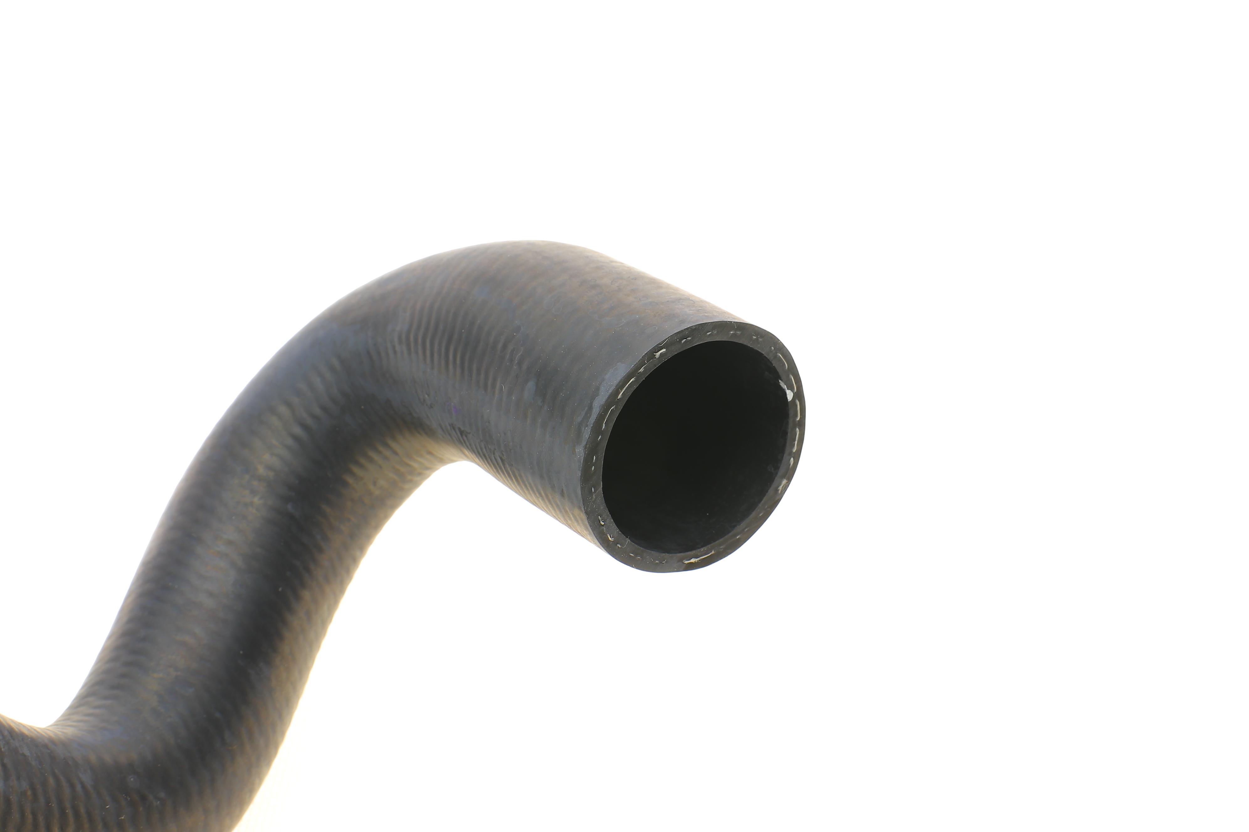 Патрубок радиатора (нижний) MB E-class (W211) 1.8/2.2D 02-09