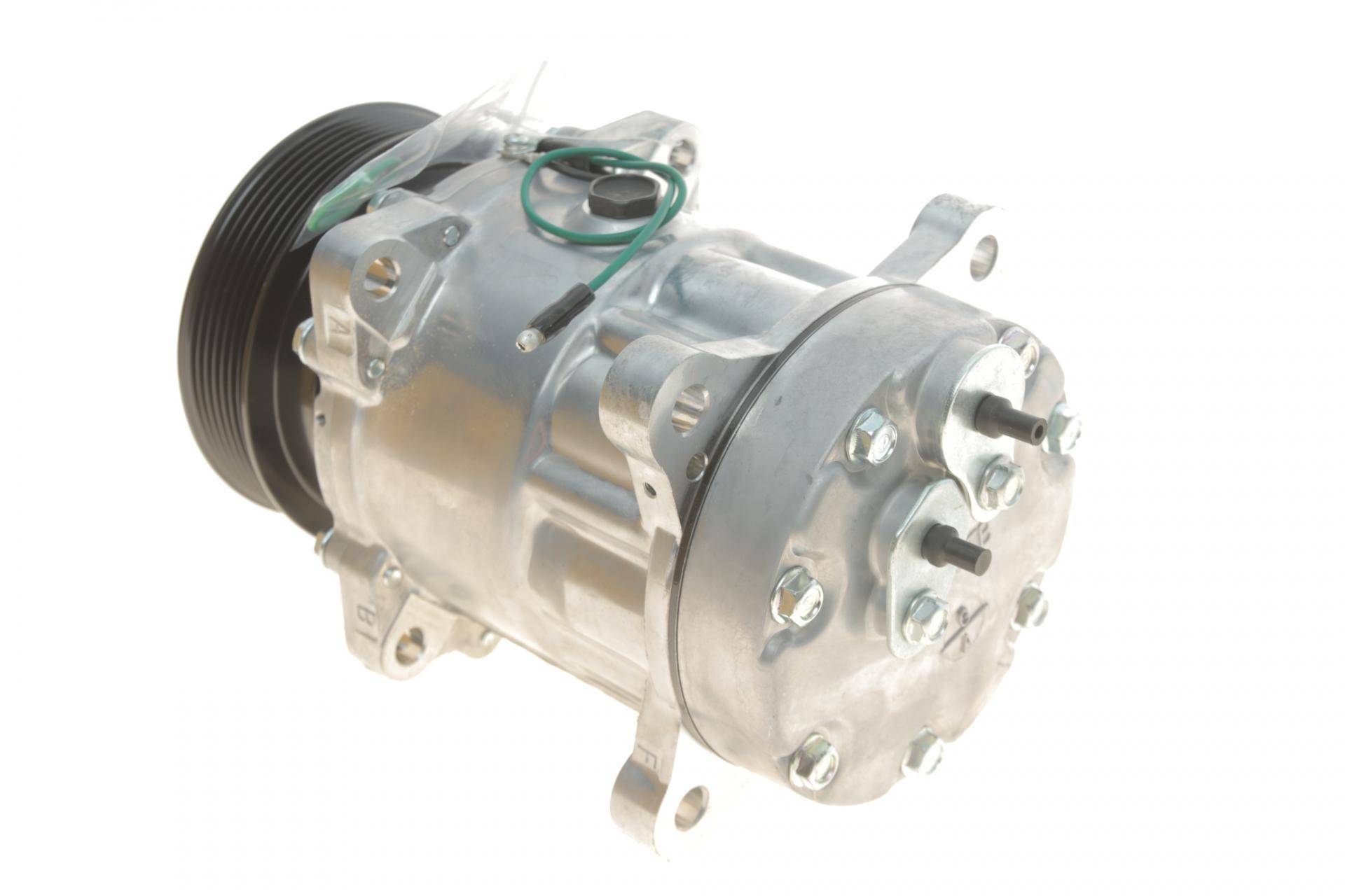 Компресор кондиціонера Renault Master II 3.0D 03-