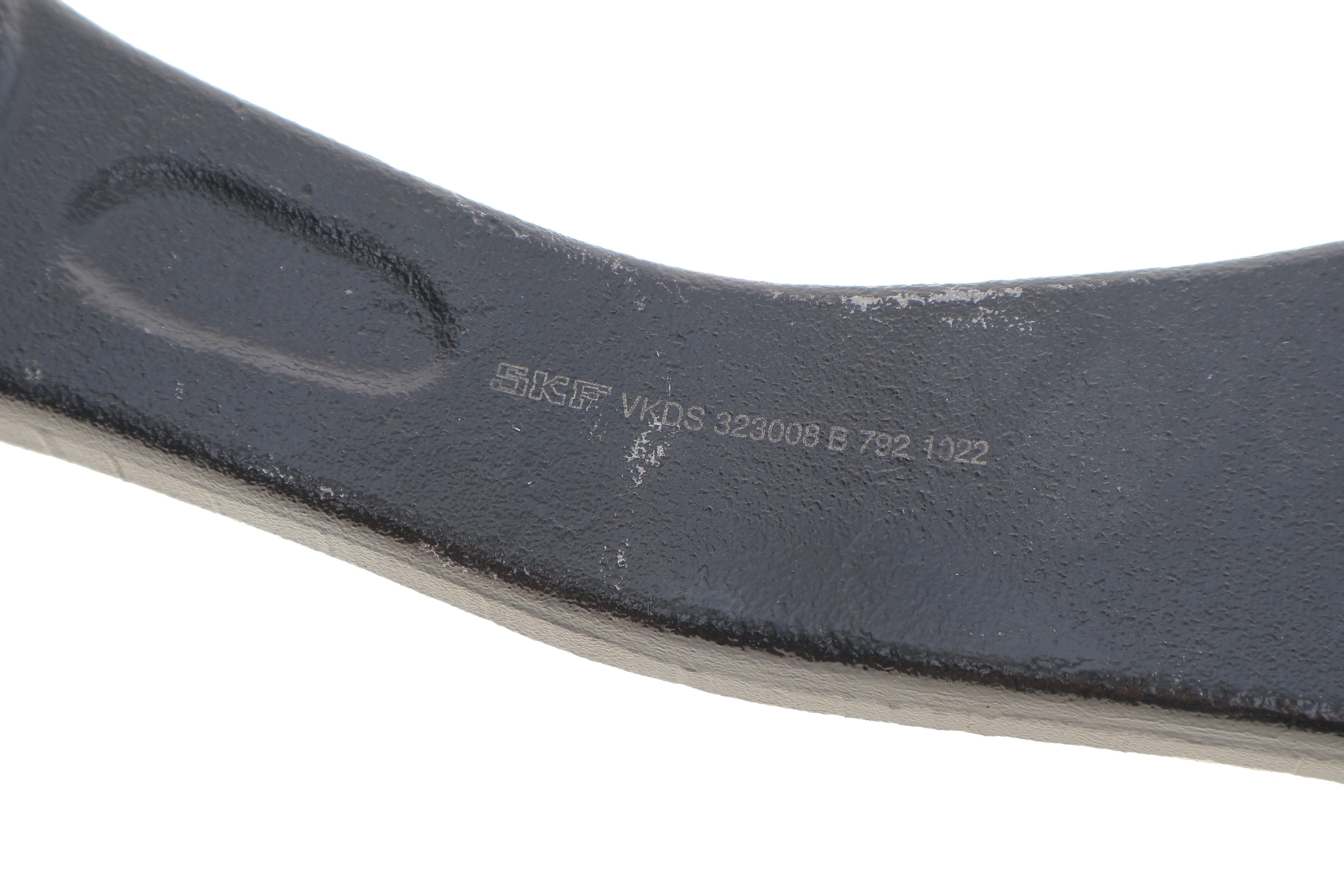 Важіль підвіски (передній/знизу) (L) Peugeot 206 98-