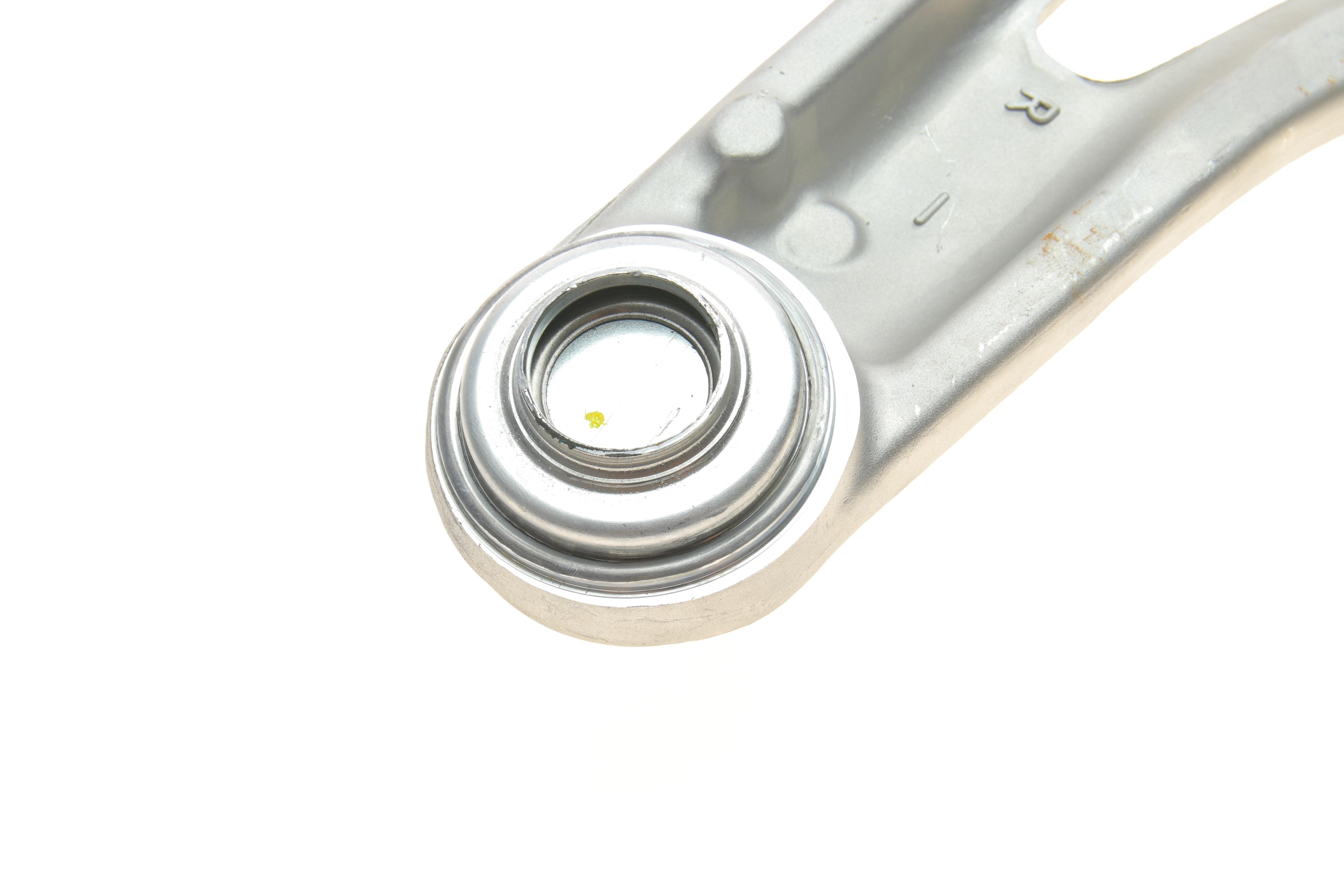 Важіль підвіски (передній/знизу) (R) BMW 3 (E46) 98- M47/M52/N42/N46