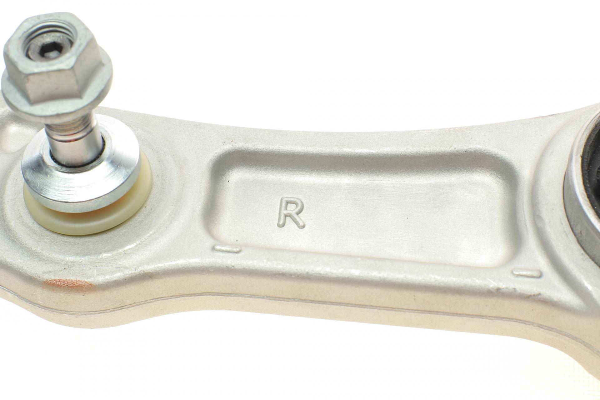 Важіль підвіски (передній) (R) MB C-class (W205)/E-class (W213) 13-