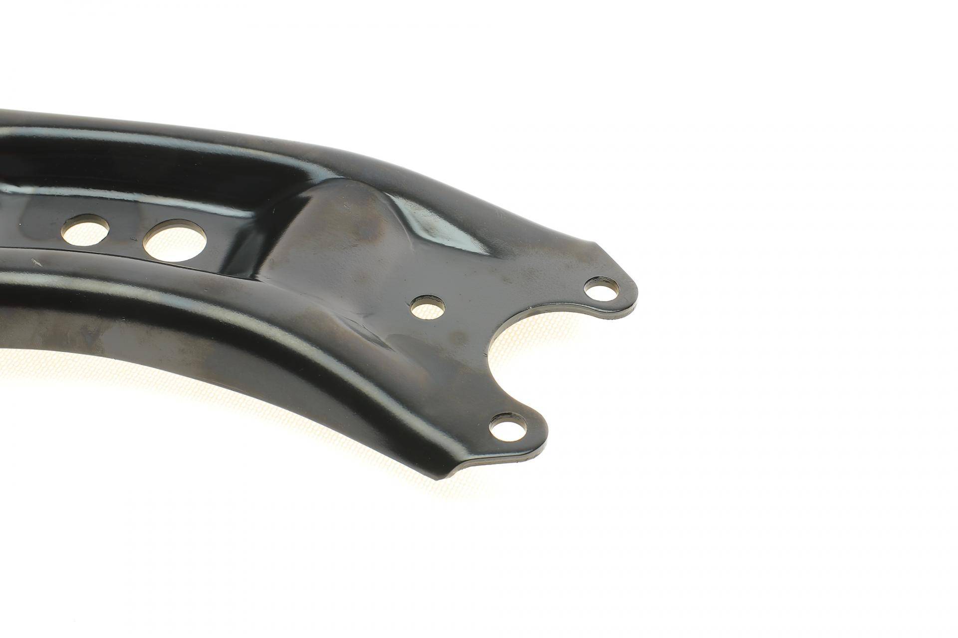 Важіль підвіски (передній/знизу) (R) VW Passat 05-14/Tiguan 07-18/CC 11-16 (без кульової)