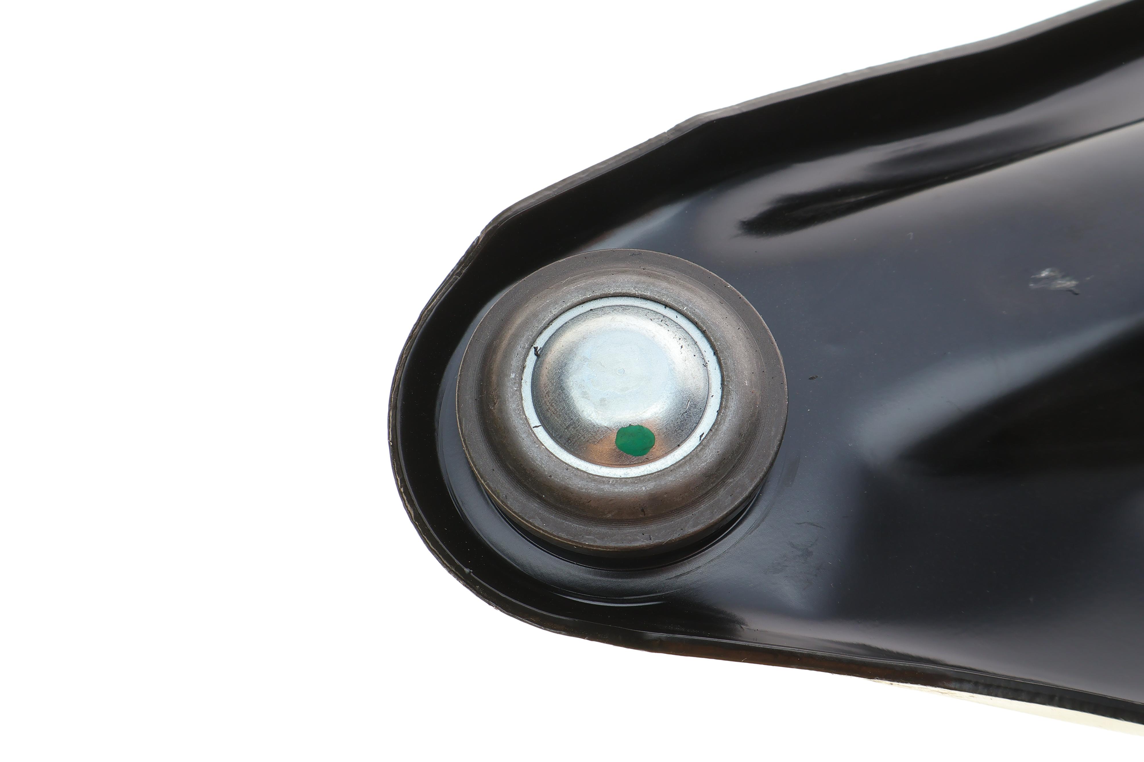 Важіль підвіски (передній/знизу) (R) Dacia Dokker/Lodgy 12-/Renault Logan II/Sandero 13- (з кульовою