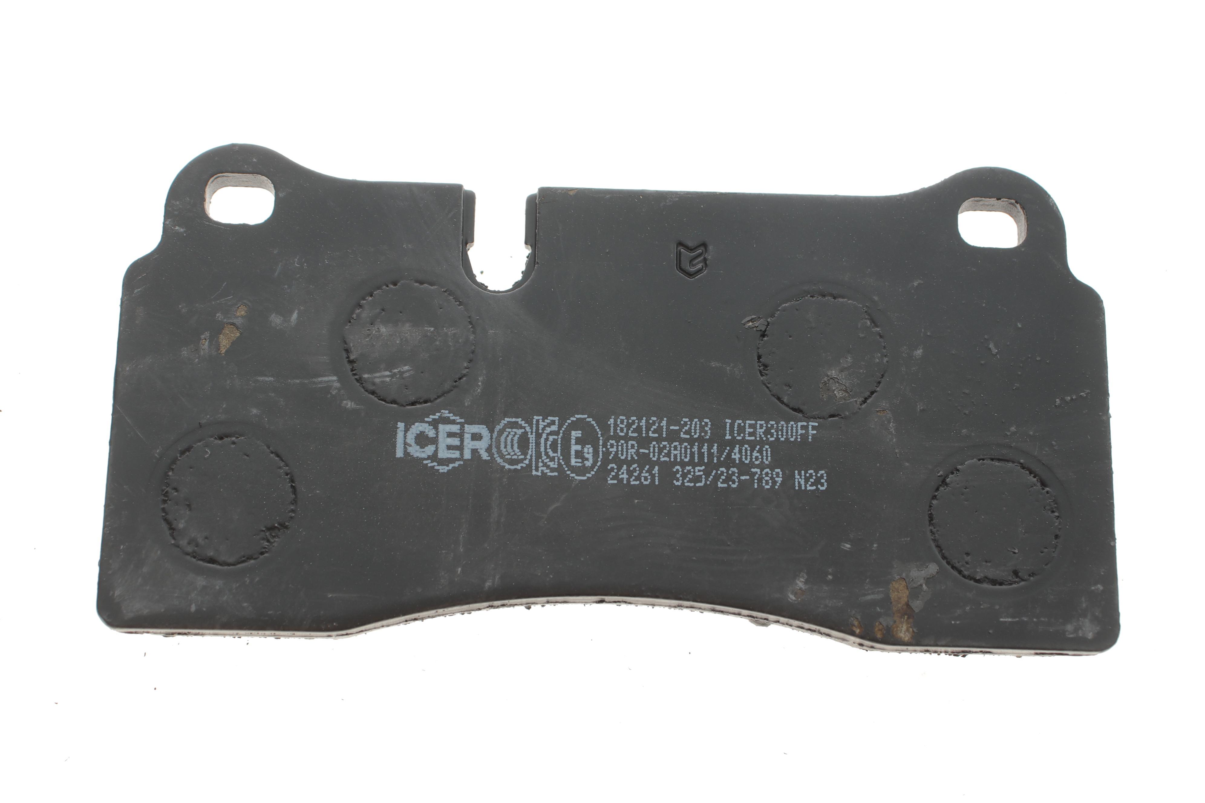 Колодки гальмівні (задні) Audi Q7 06-16/R8 07-/Lamborgini Diablo 90-00 (+датчики)