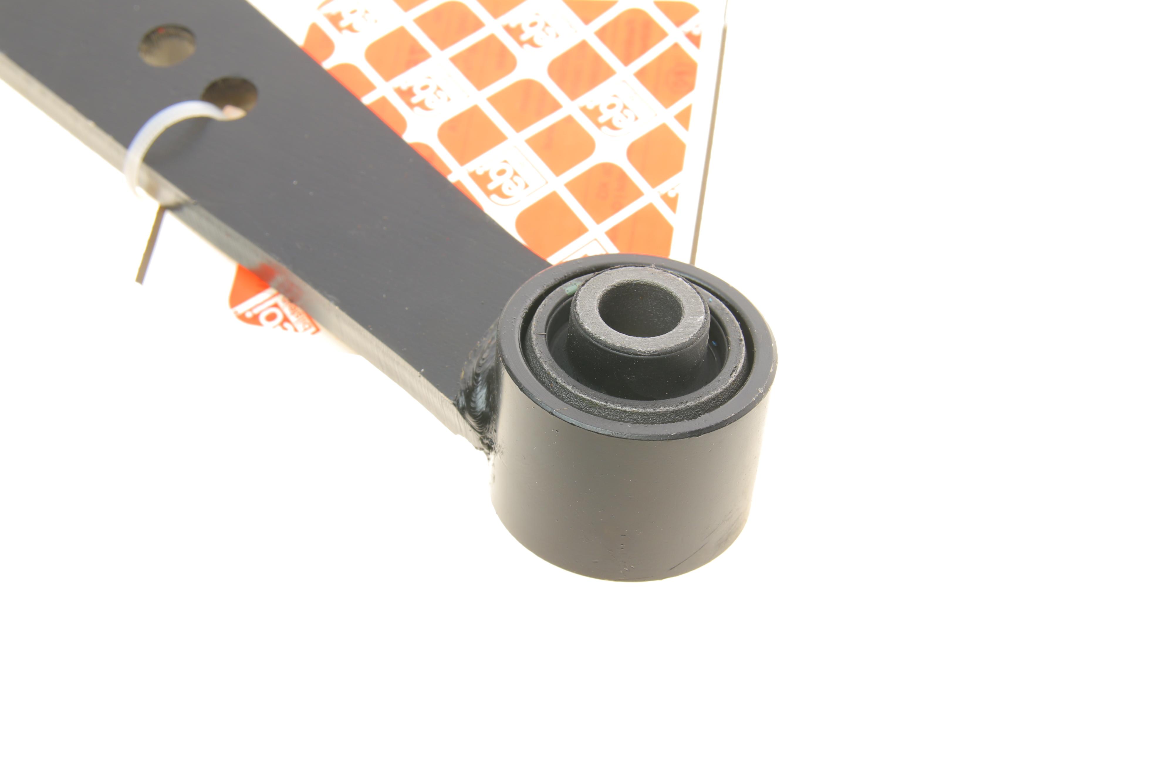 Важіль підвіски (задній) (R) Toyota Rav4 III 2.0-2.2 D 06-