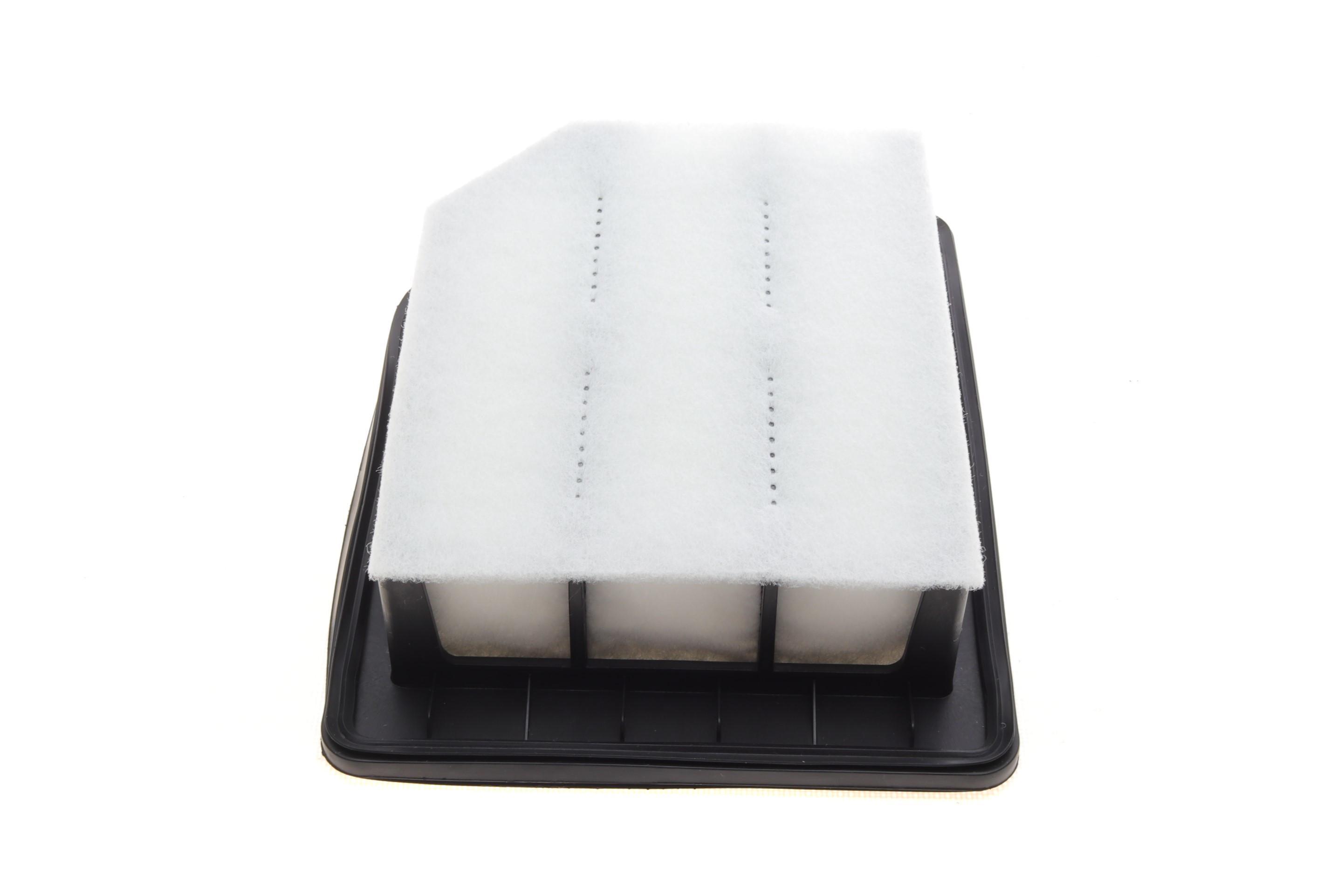 Фільтр повітряний Suzuki SX4 1.6 DDIS 13-/Vitara 15-