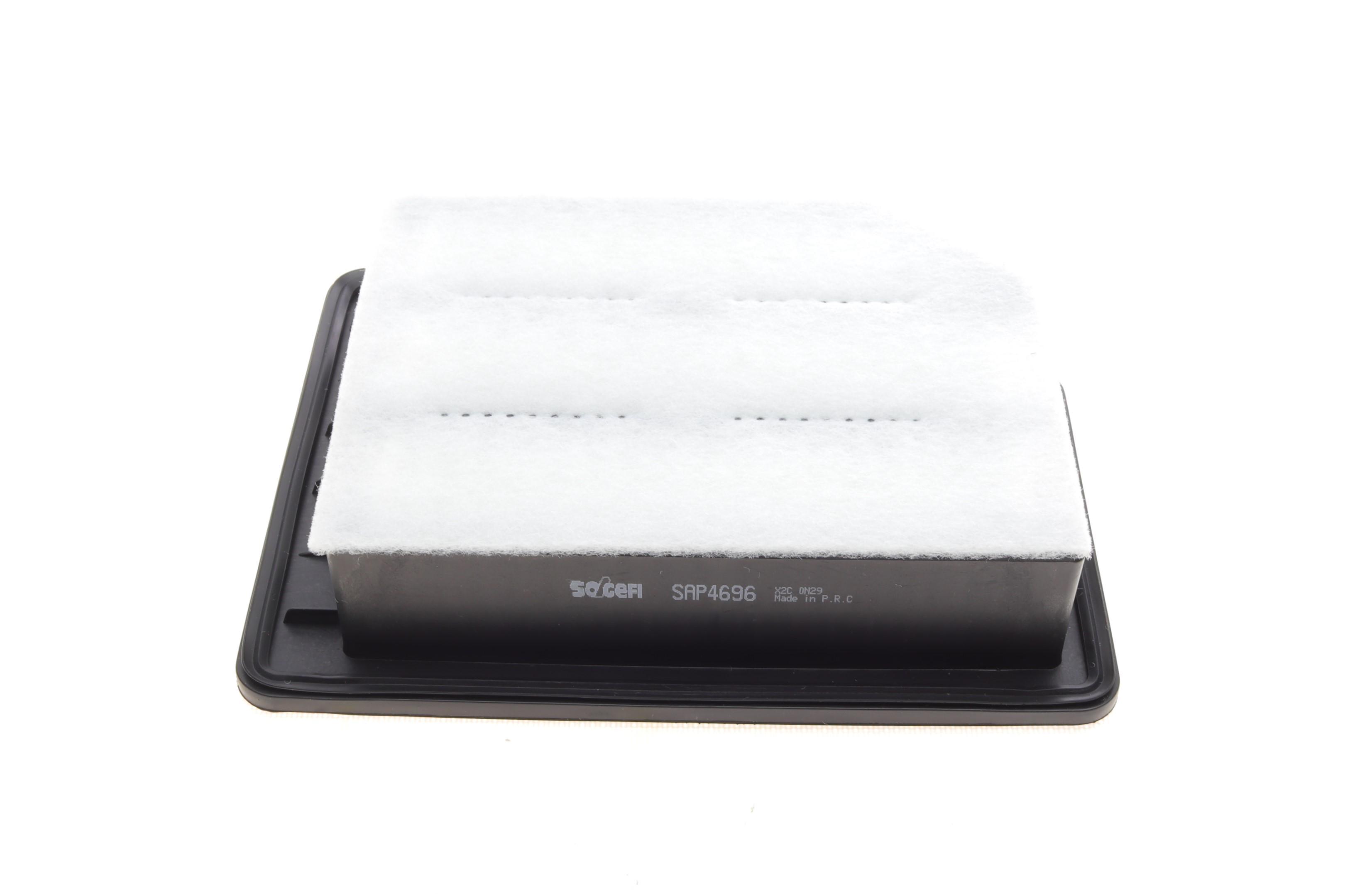 Фільтр повітряний Suzuki SX4 1.6 DDIS 13-/Vitara 15-