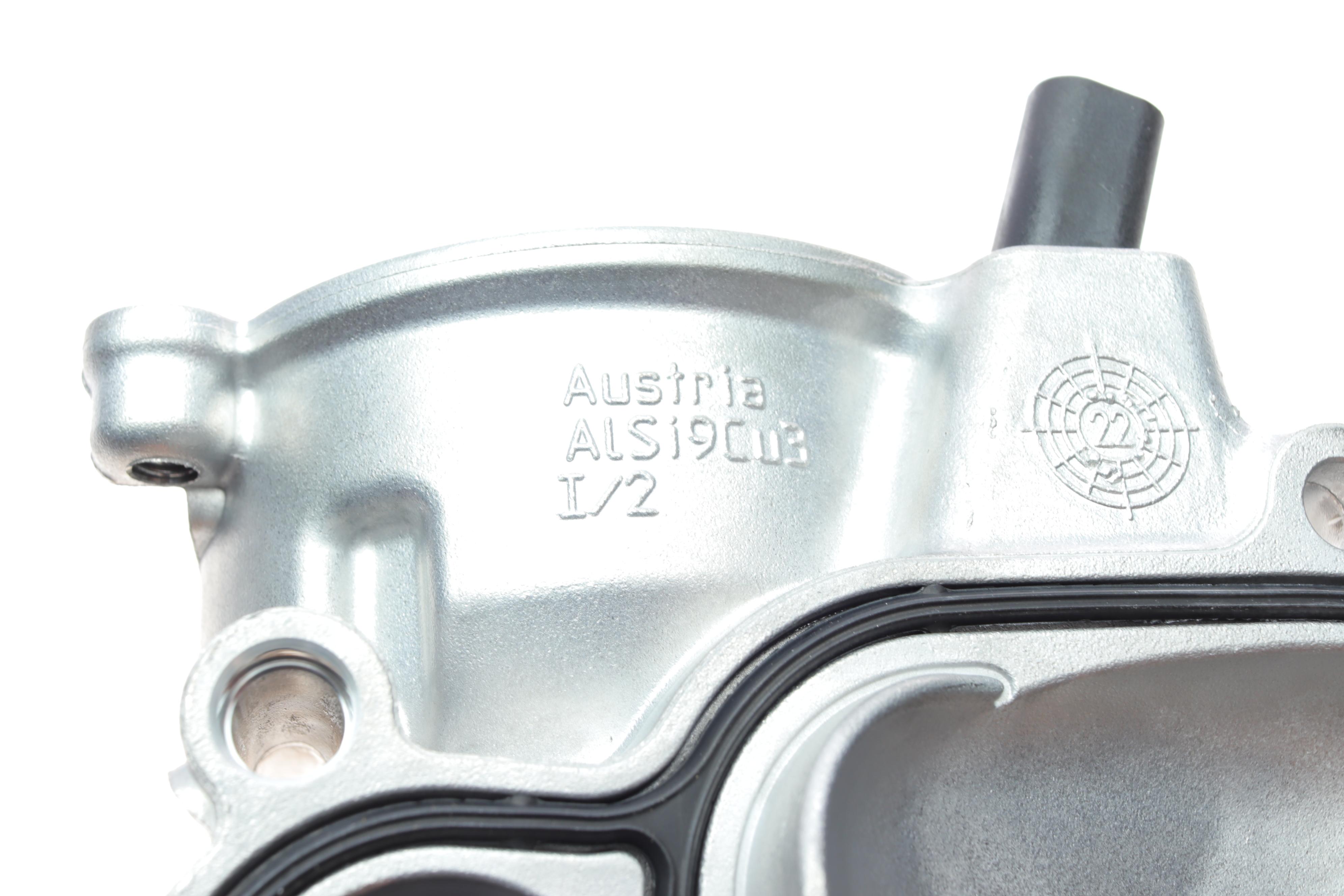 Помпа води BMW 5 (G30)/7 (G11/G12) 15- (N63)