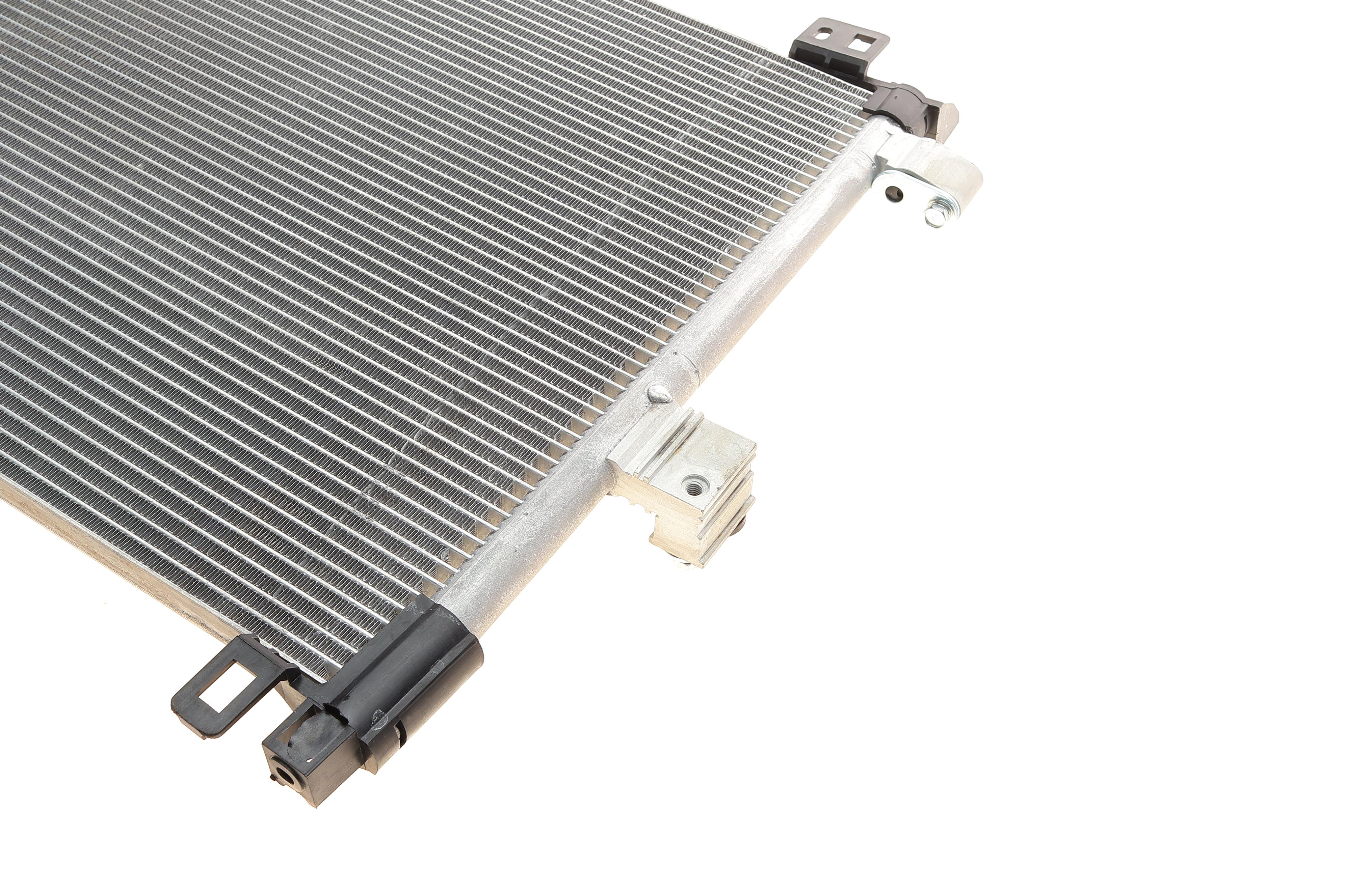 Радіатор кондиціонера Citroen C5 III/C6/Peugeot 508 2.2D/3.0D 06-