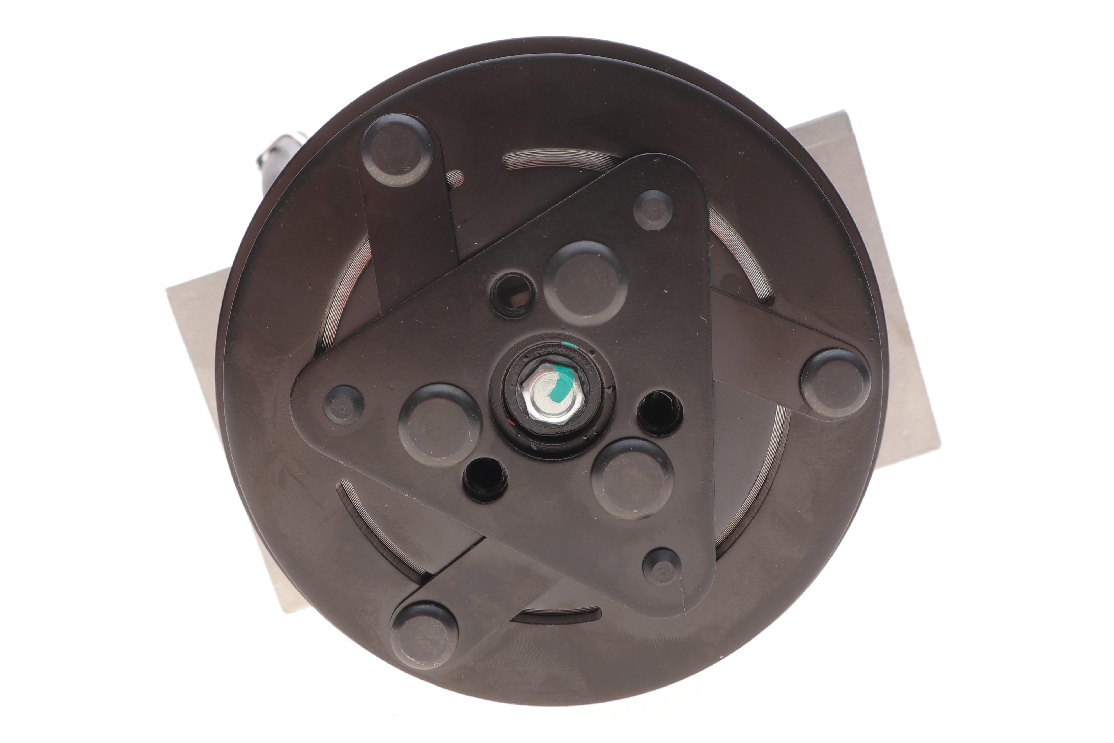 Компресор кондиціонера Renault Master III 2.3dCi 10-