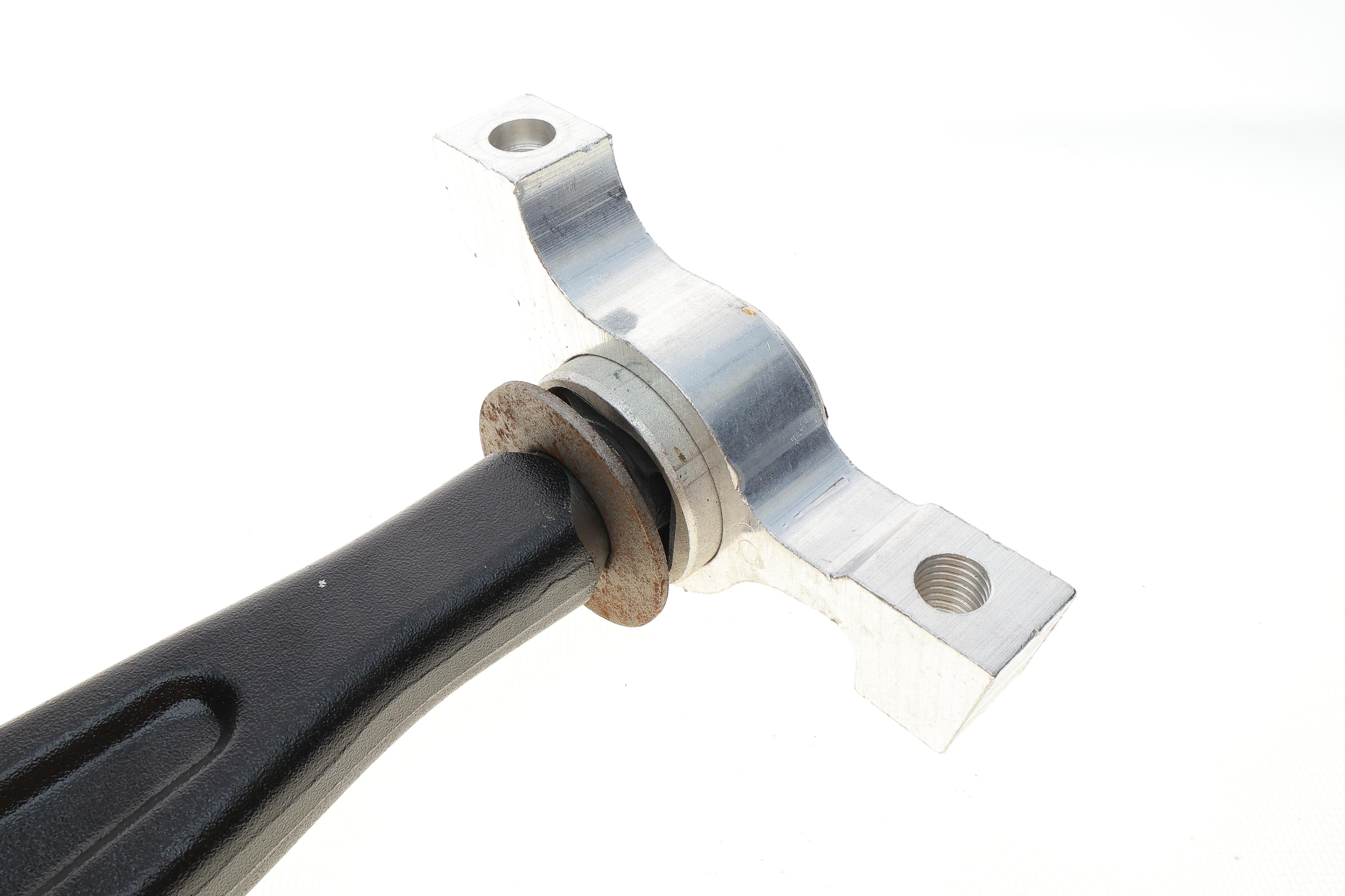 Важіль підвіски (передній/знизу) (L) Citroen C5 III 08-