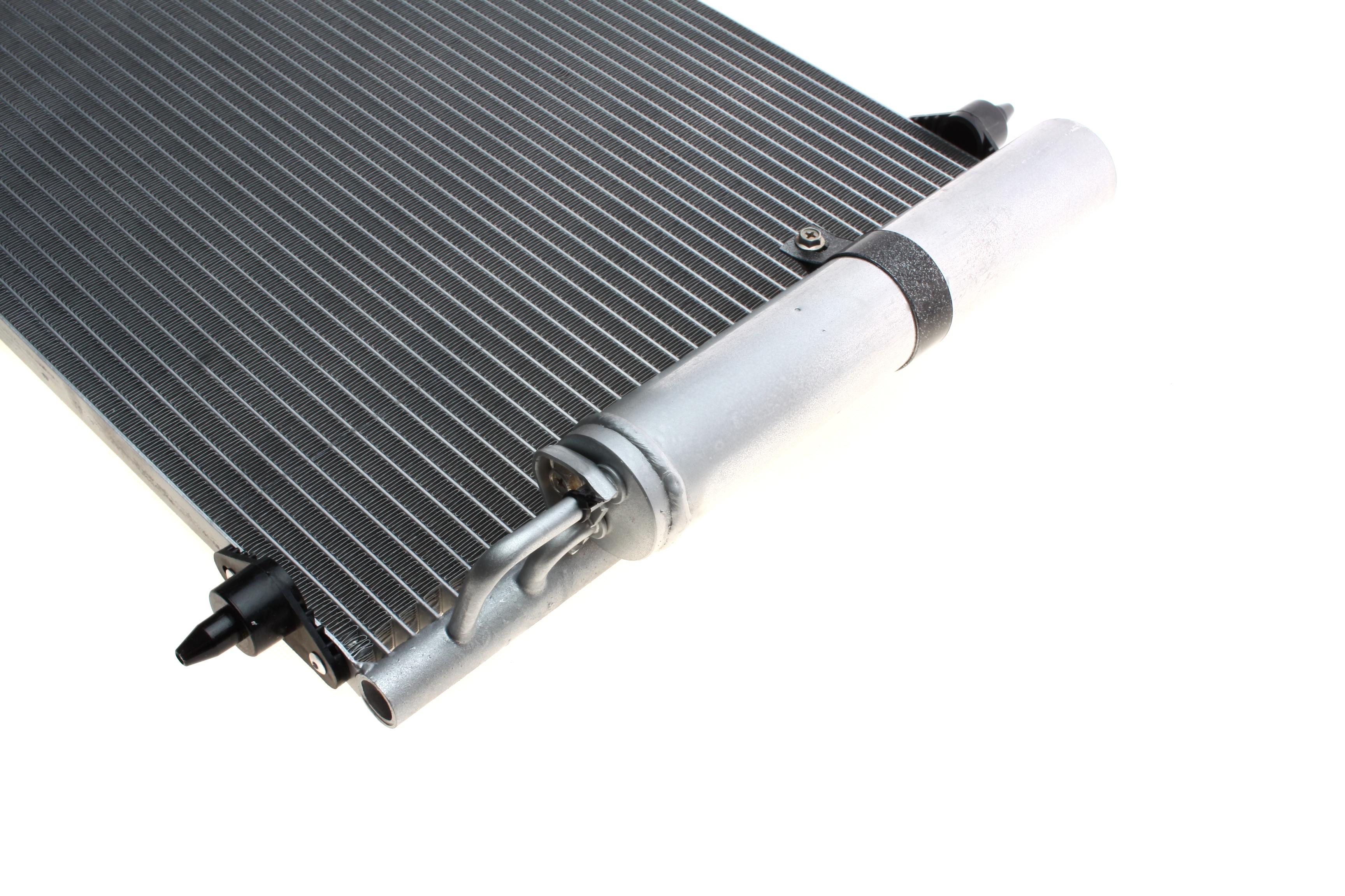 Радіатор кондиціонера (з осушувачем) Citroen C5 II/III/C6/Peugeot 407 1.6-3.0D 02-