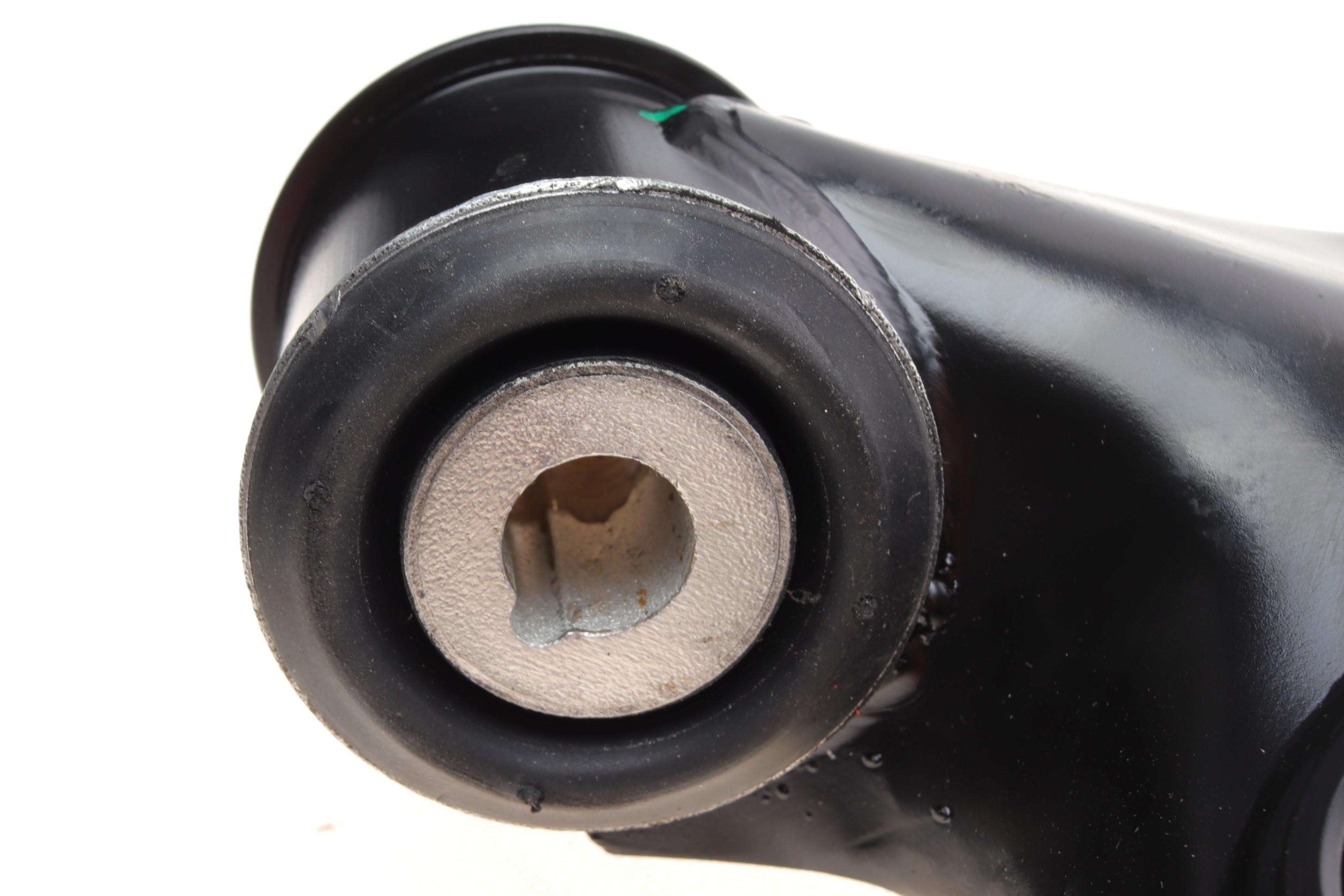 Важіль підвіски (передній/знизу) (R) VW Crafter 2.0 TDI 17-