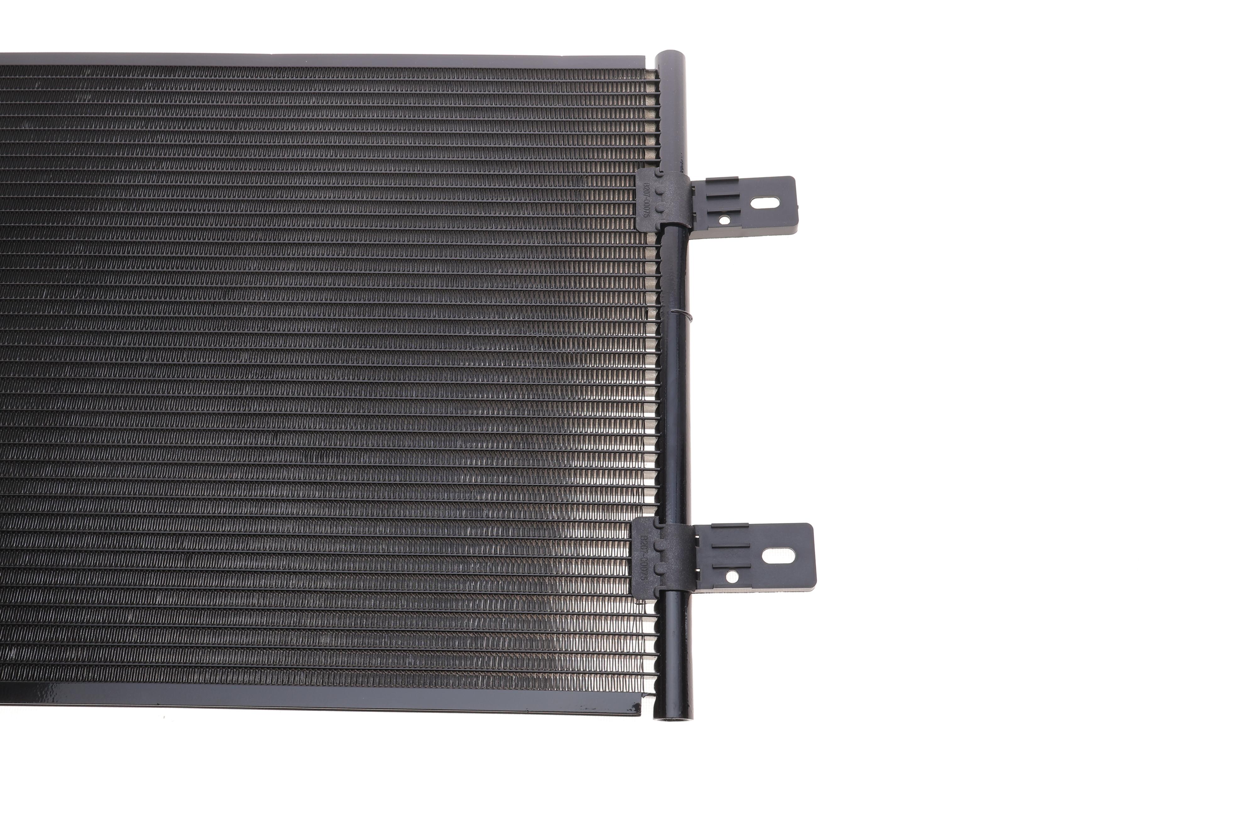 Радіатор кондиціонера Renault Trafic 2,0/2.5dci