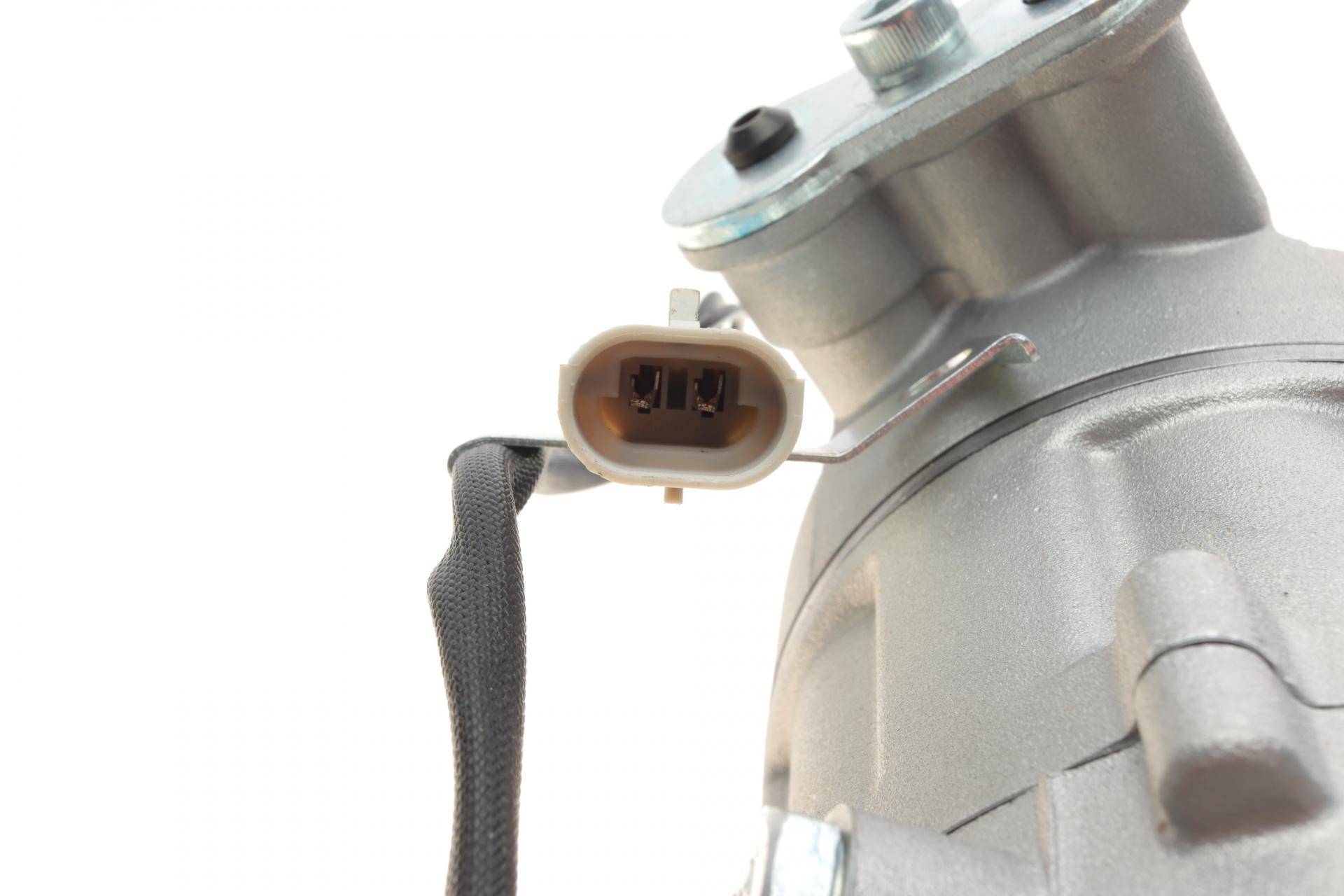 Компресор кондиціонера Opel Astra H 1.9CDTI 04-10/Zafira 05-15