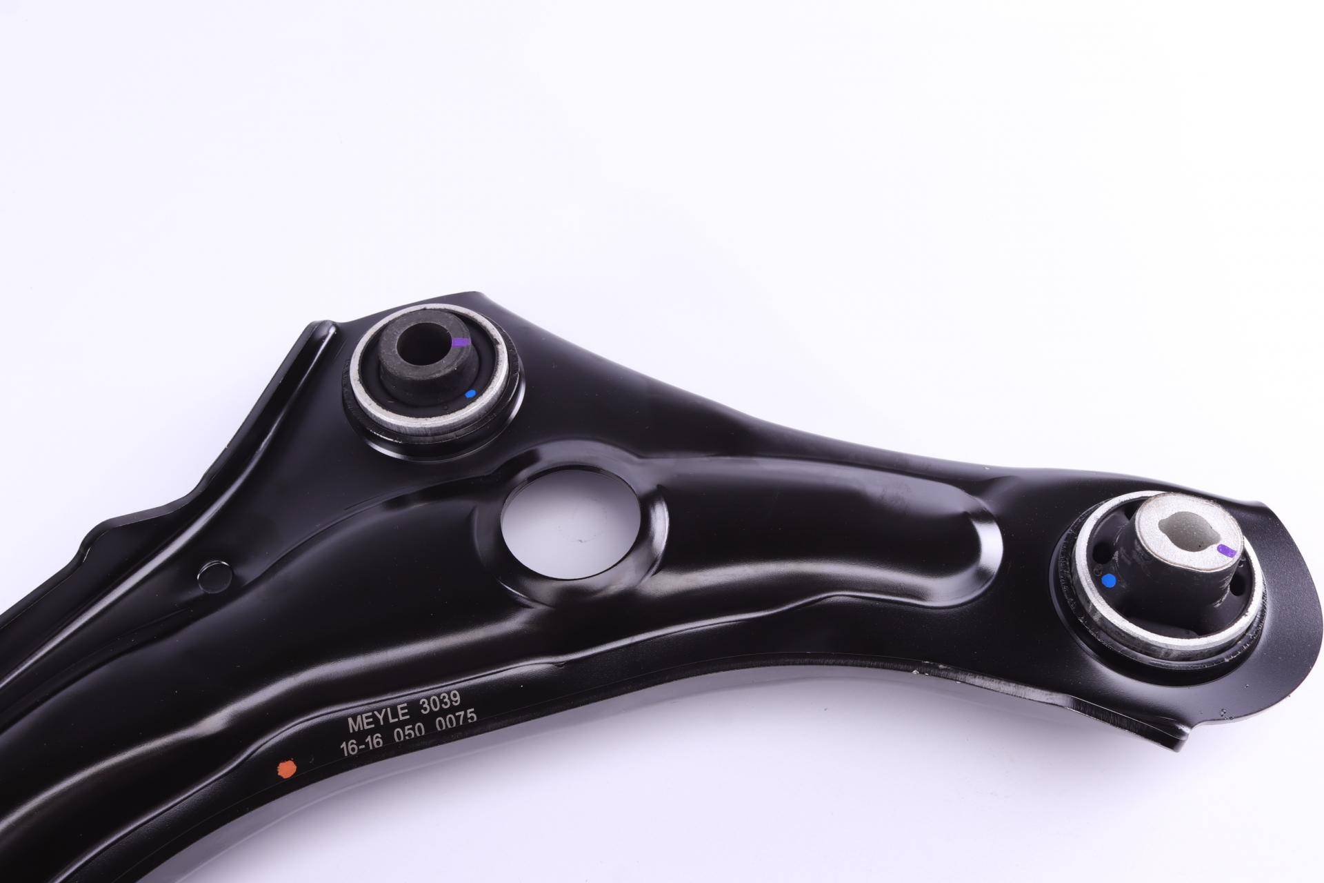 Важіль підвіски (передній/знизу) (L) Renault Megane IV 15-