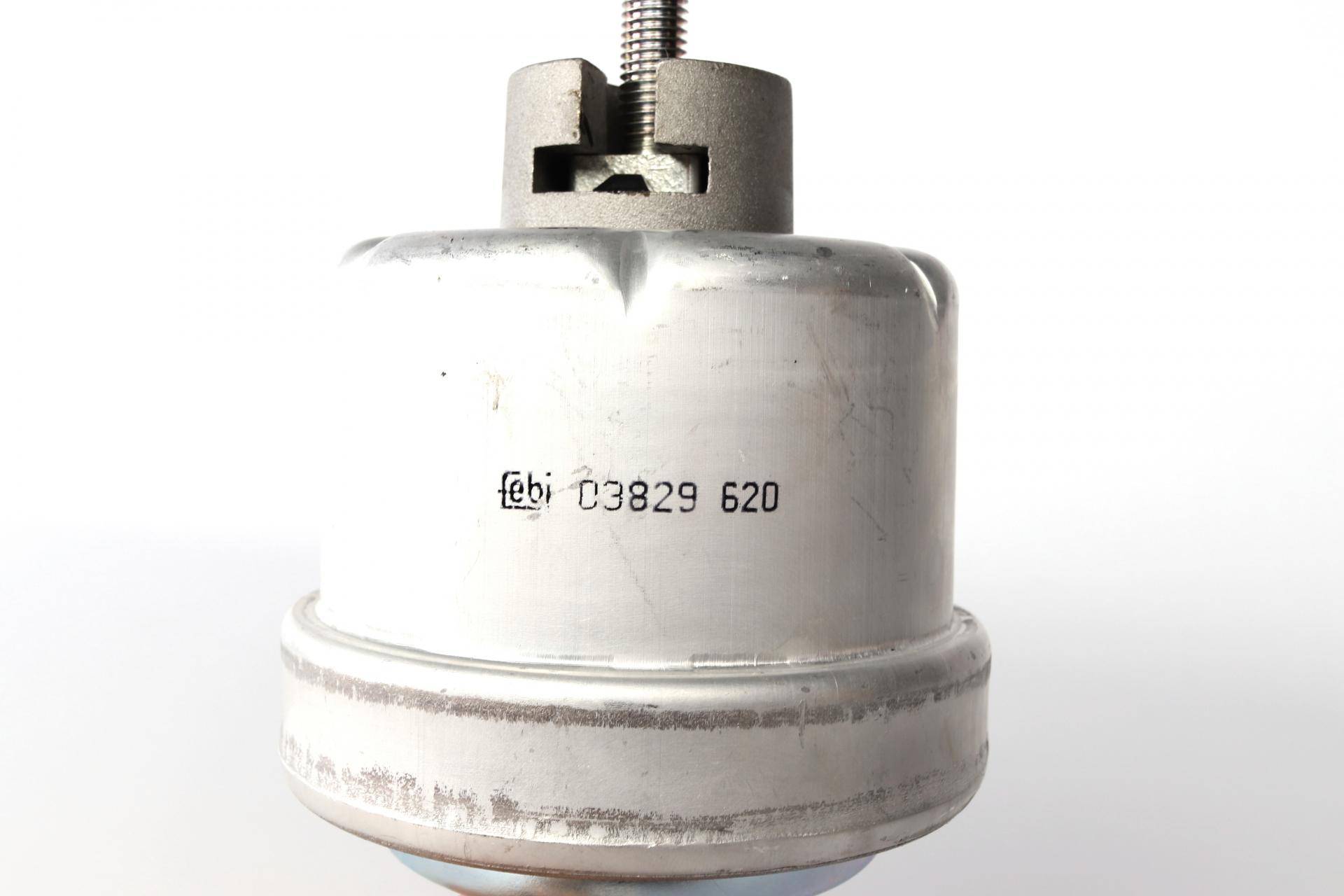 Подушка двигуна (передня) (R) Opel Vectra B 1.6-1.8i 96-04