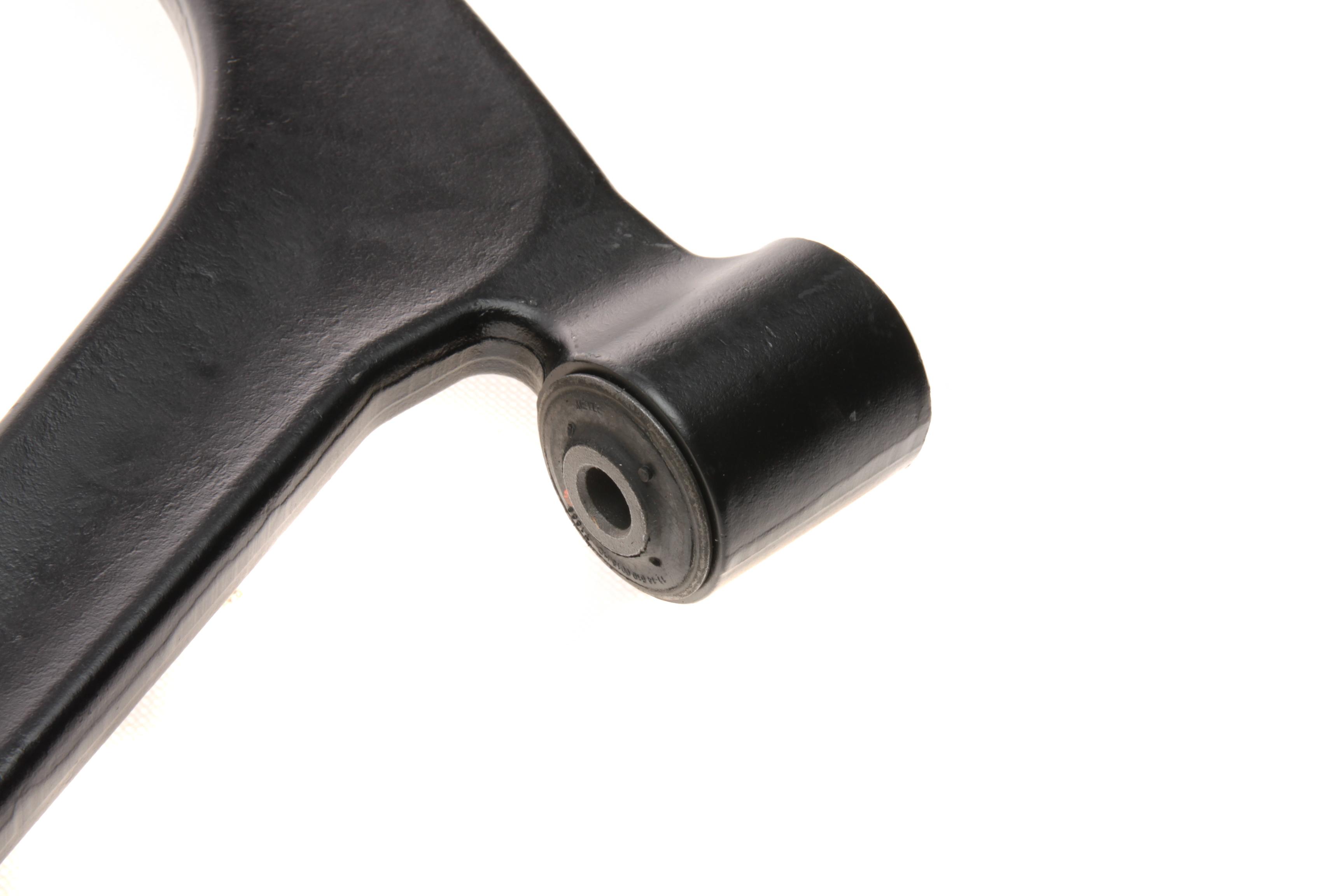 Важіль підвіски (передній/знизу) (R) Citroen Berlingo/Peugeot Partner 1.6-2.0 99-