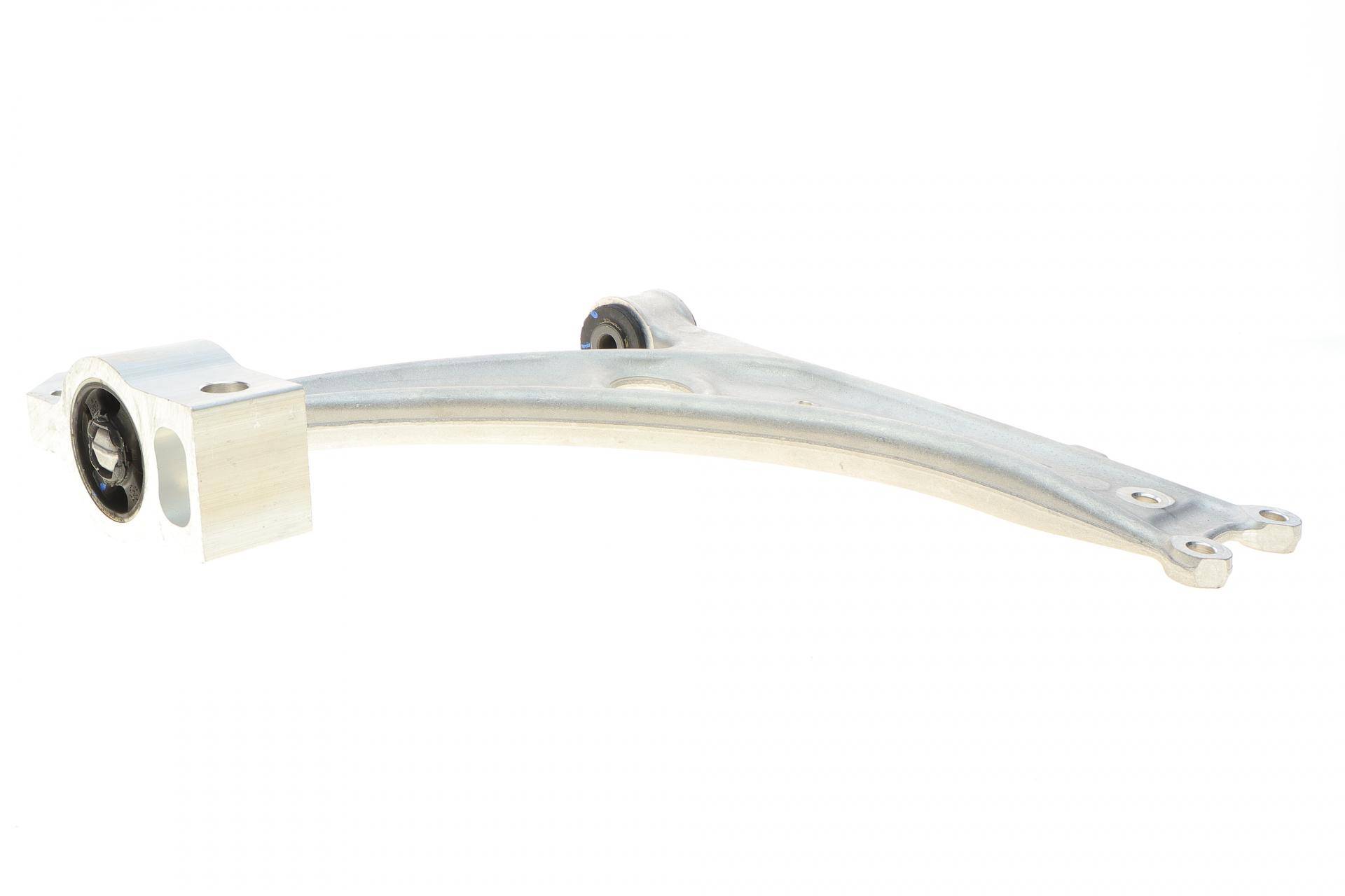 Важіль підвіски (передній/знизу) VW Passat 05-14/Tiguan 07-/Sharan 10- (без кульової) (Алюміній)