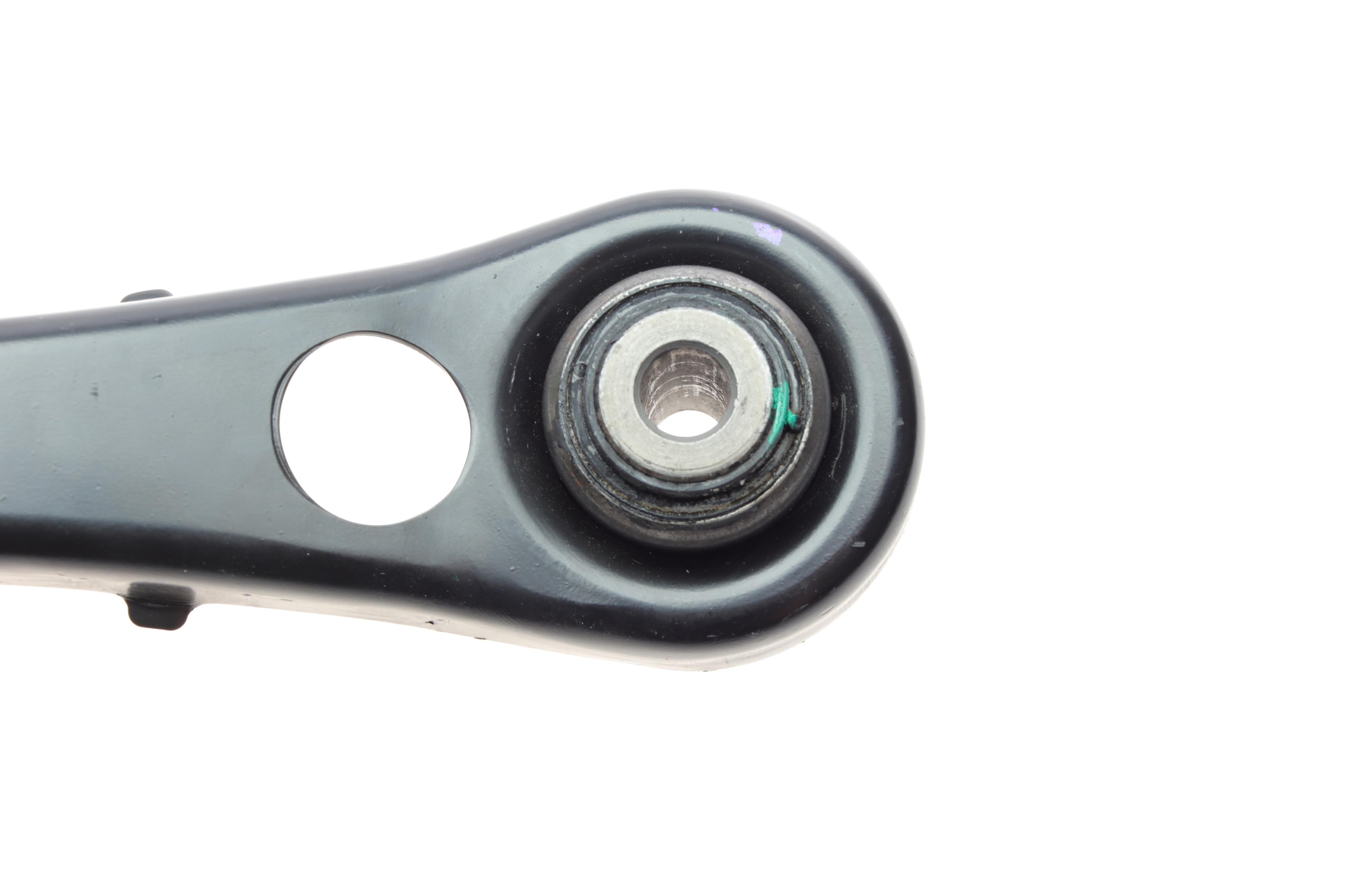 Важіль підвіски (задній/знизу) Audi A6 04-11