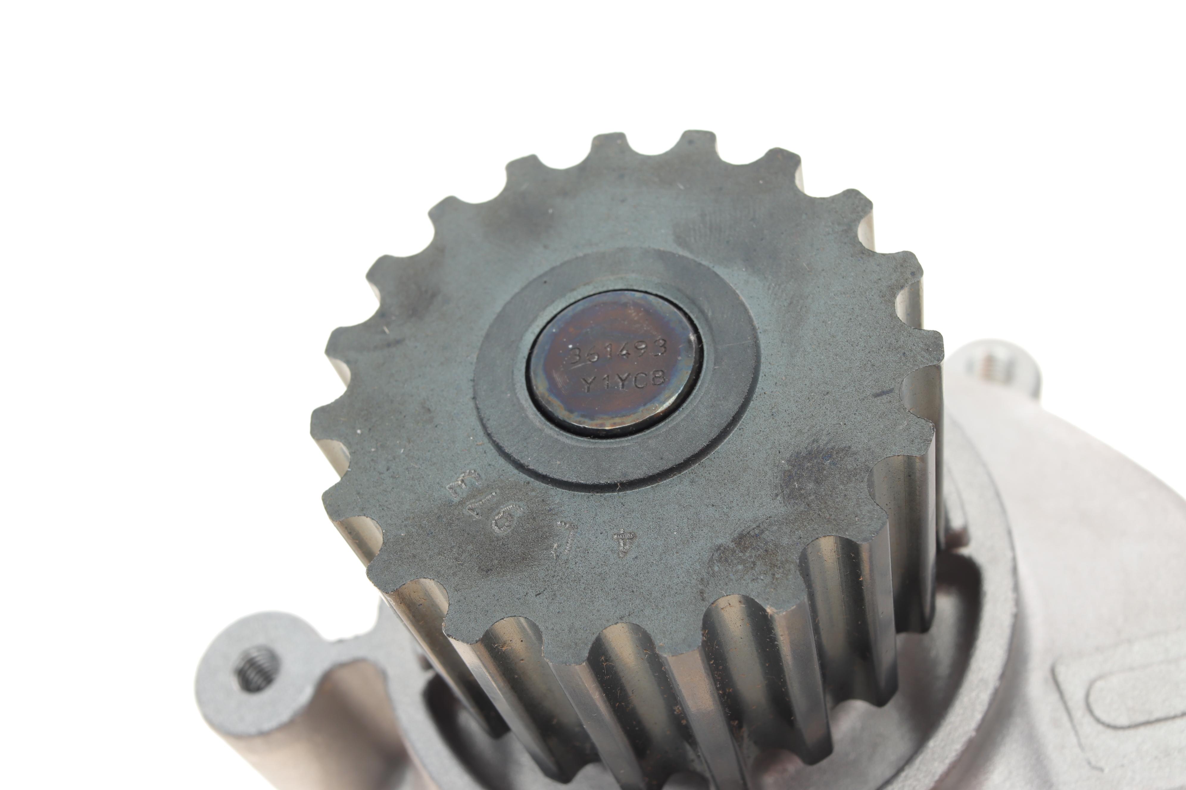 Помпа води Mazda 3/323/5/6/626/Premacy 2.0TD/DI/DITD/CD 98-10 (R/B) (6 лоп)(без прокладки)