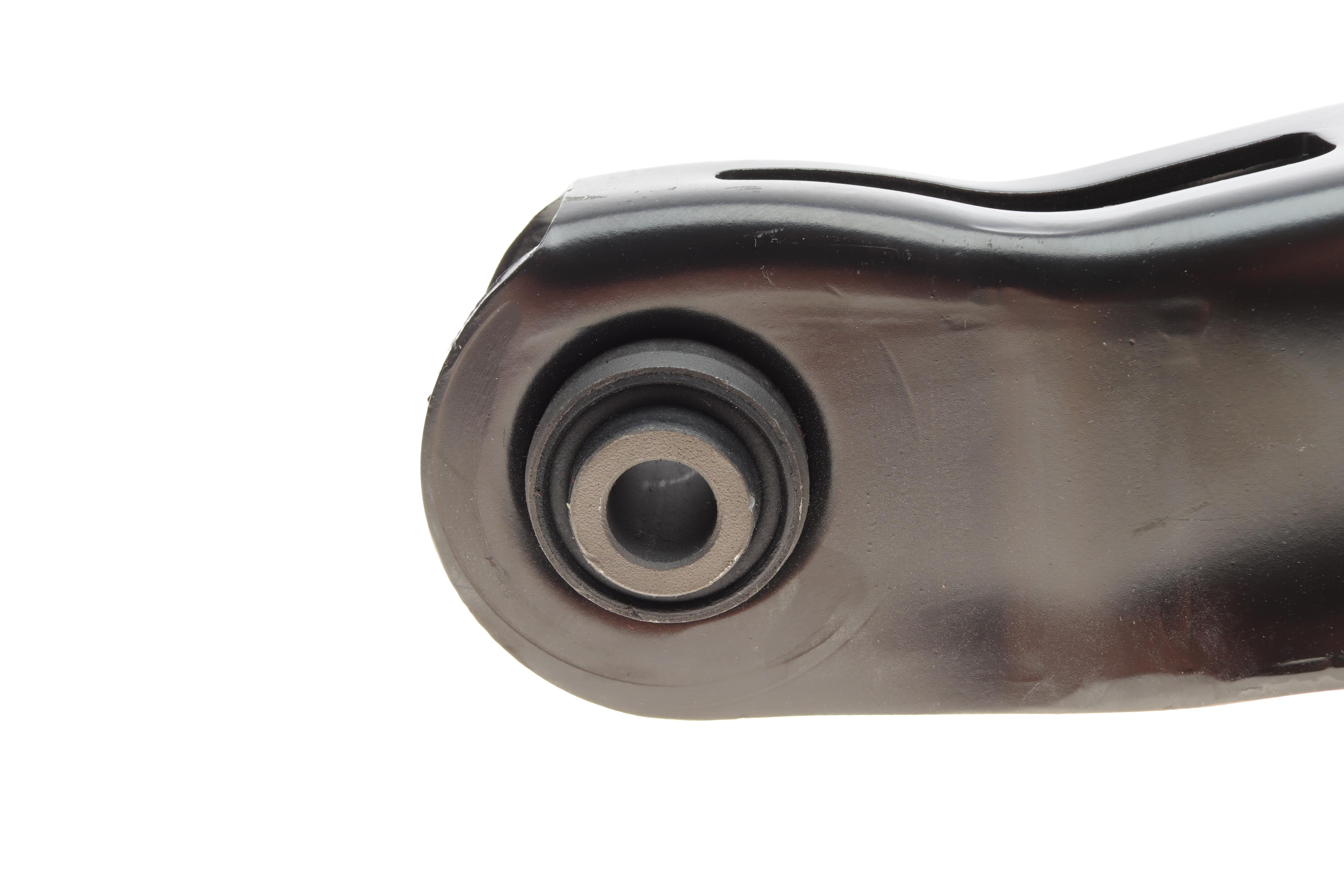 Важіль підвіски (задній/знизу/ззовні) Ford C-Max/Focus/Volvo V40 12-