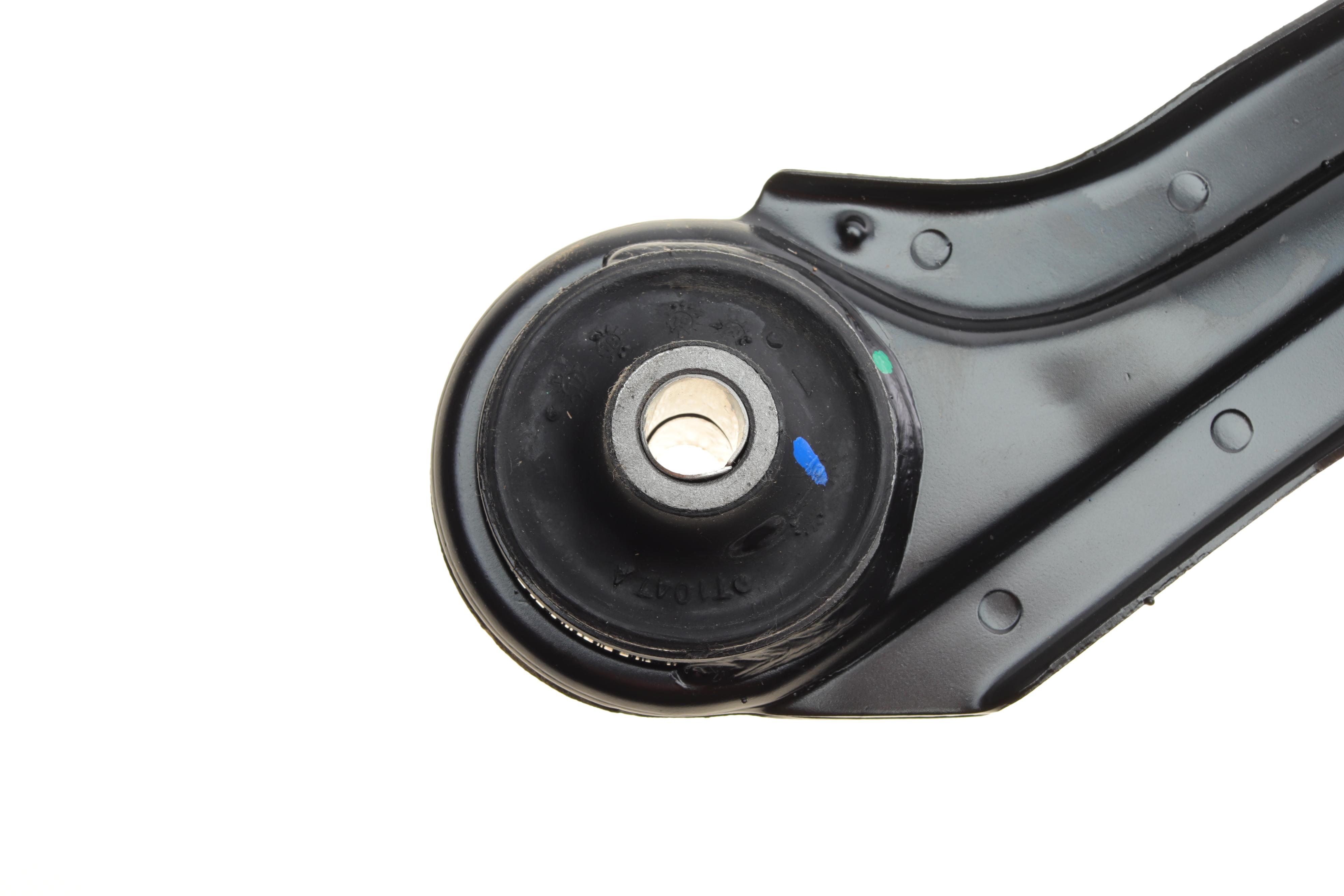 Важіль підвіски (передній/знизу) (R) Opel Astra F 91-05/Vectra A 88-95 (з кульовою)