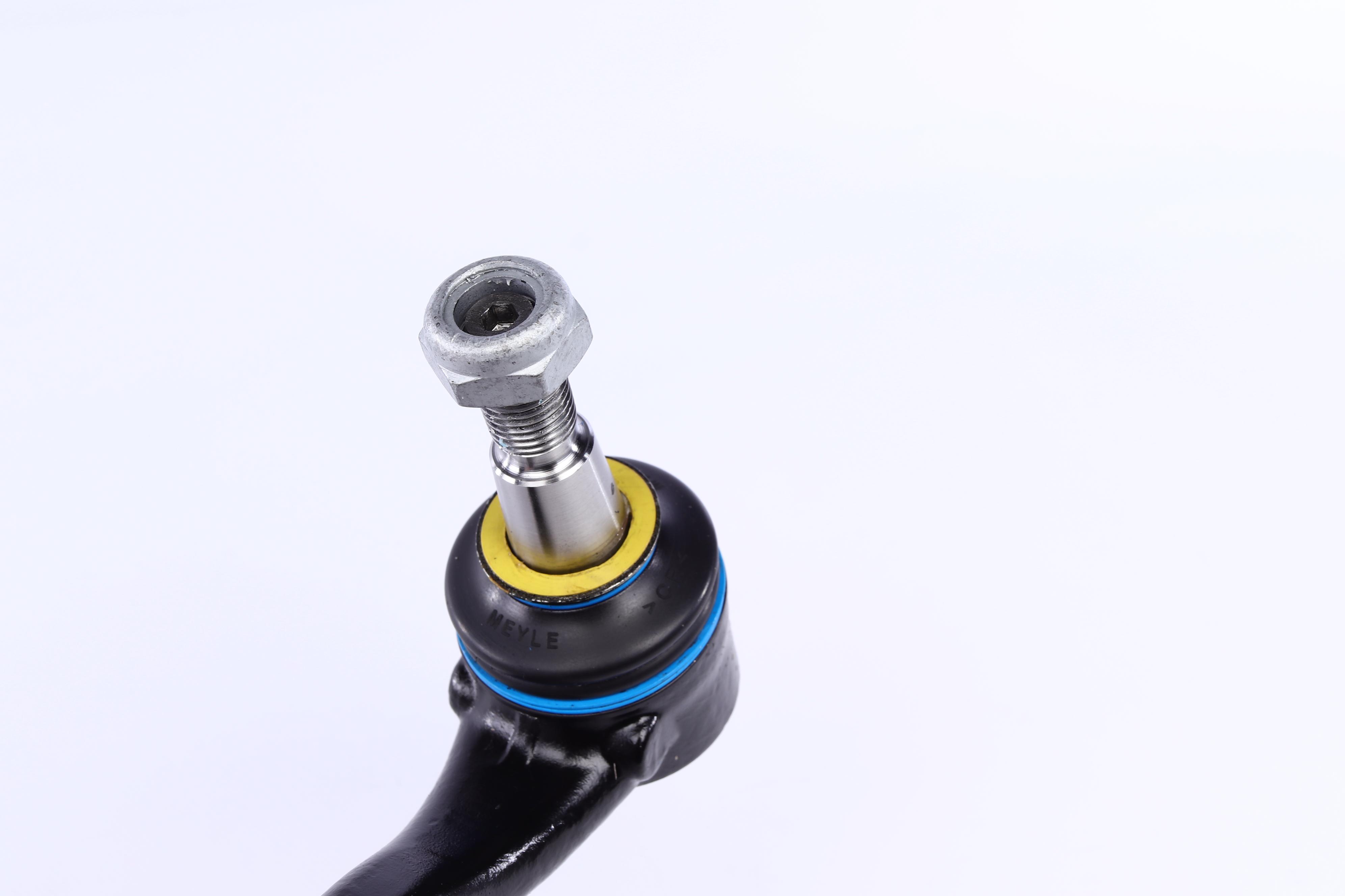 Важіль підвіски (передній/знизу/спереду) BMW 3 (E90/E91/E92)/ X1 (E84) 05-15