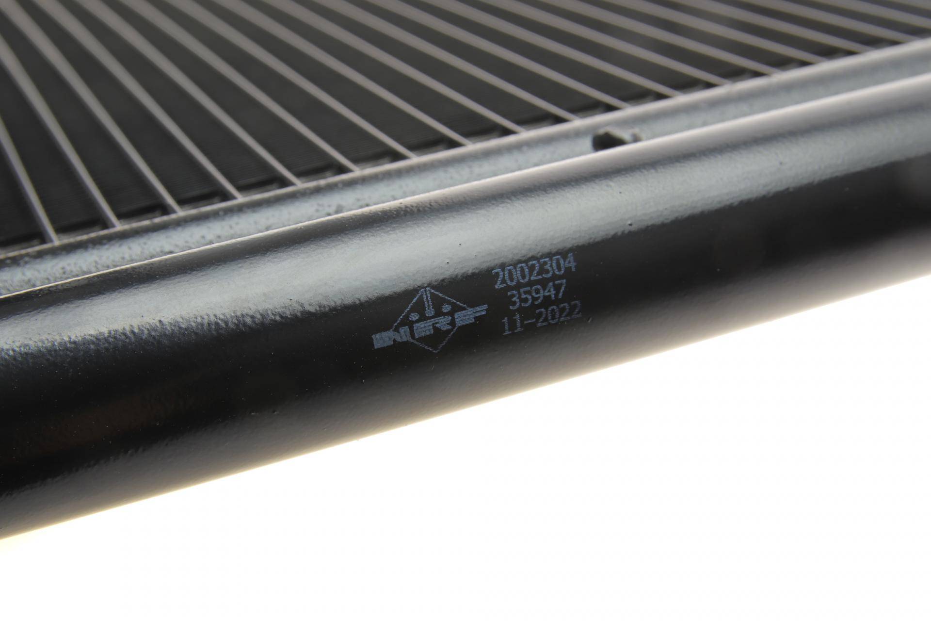 Радіатор кондиціонера Dacia Logan/Sandero 04-