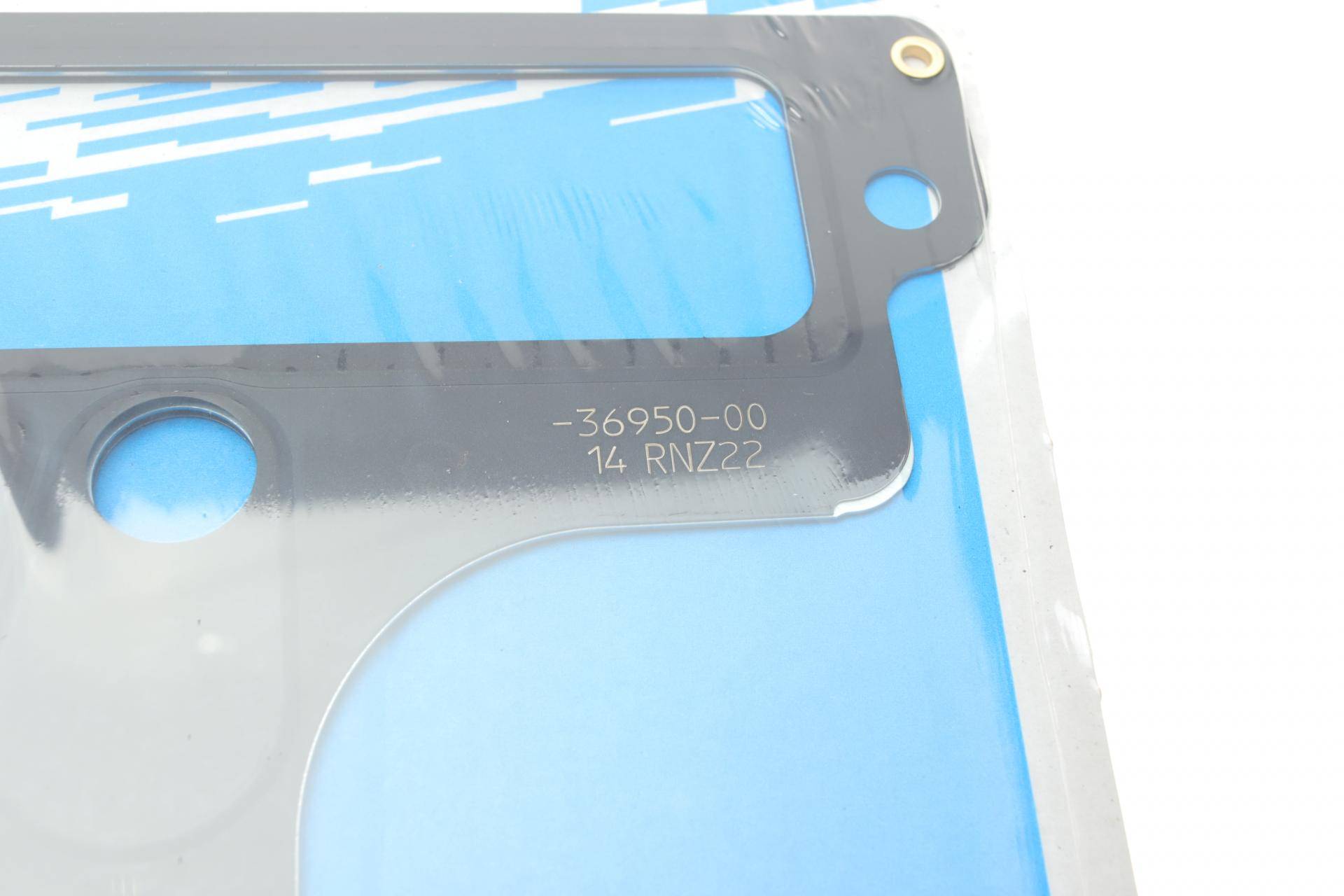 Прокладка ГБЦ MB Sprinter 2.2CDI OM651 09- (84 Ø, 1,35 мм) використовувати з 14-32322-01