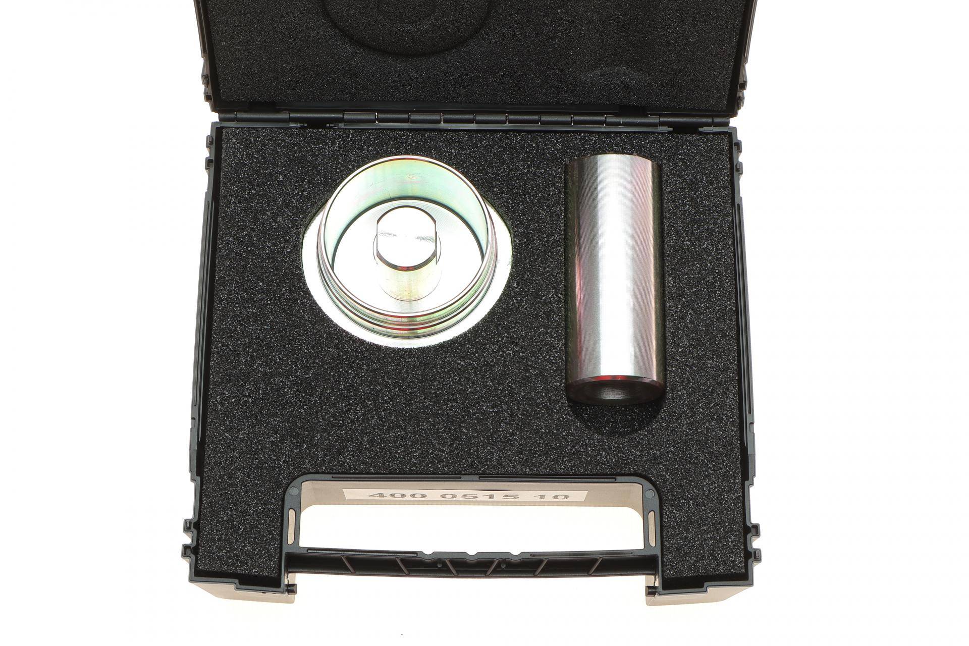 Монтажный инструмент для уплотнения вала коробки