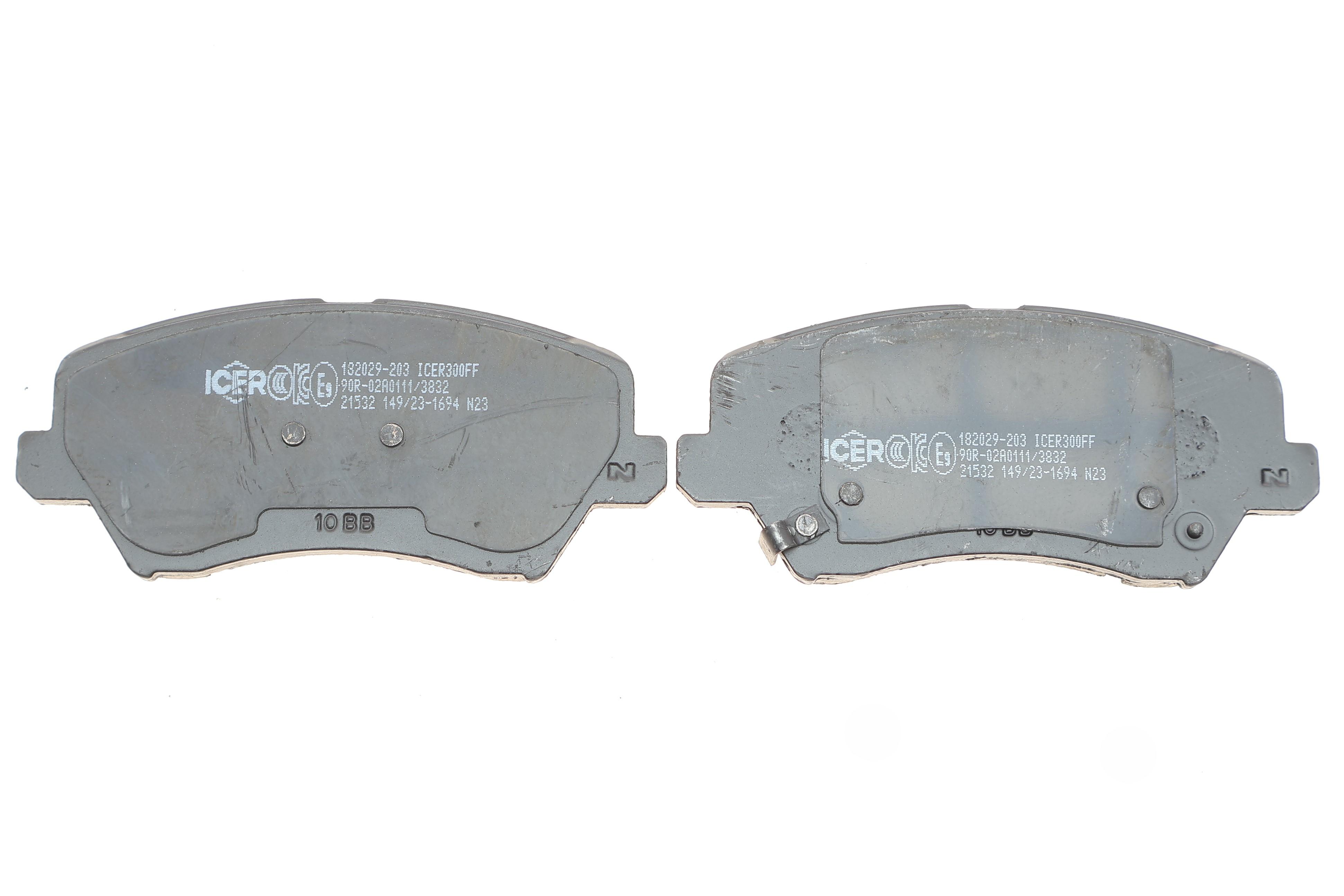 Колодки гальмівні (передні) Hyundai Elantra 15-/Veloster 11-17/Kia Cerato/Forte 18-