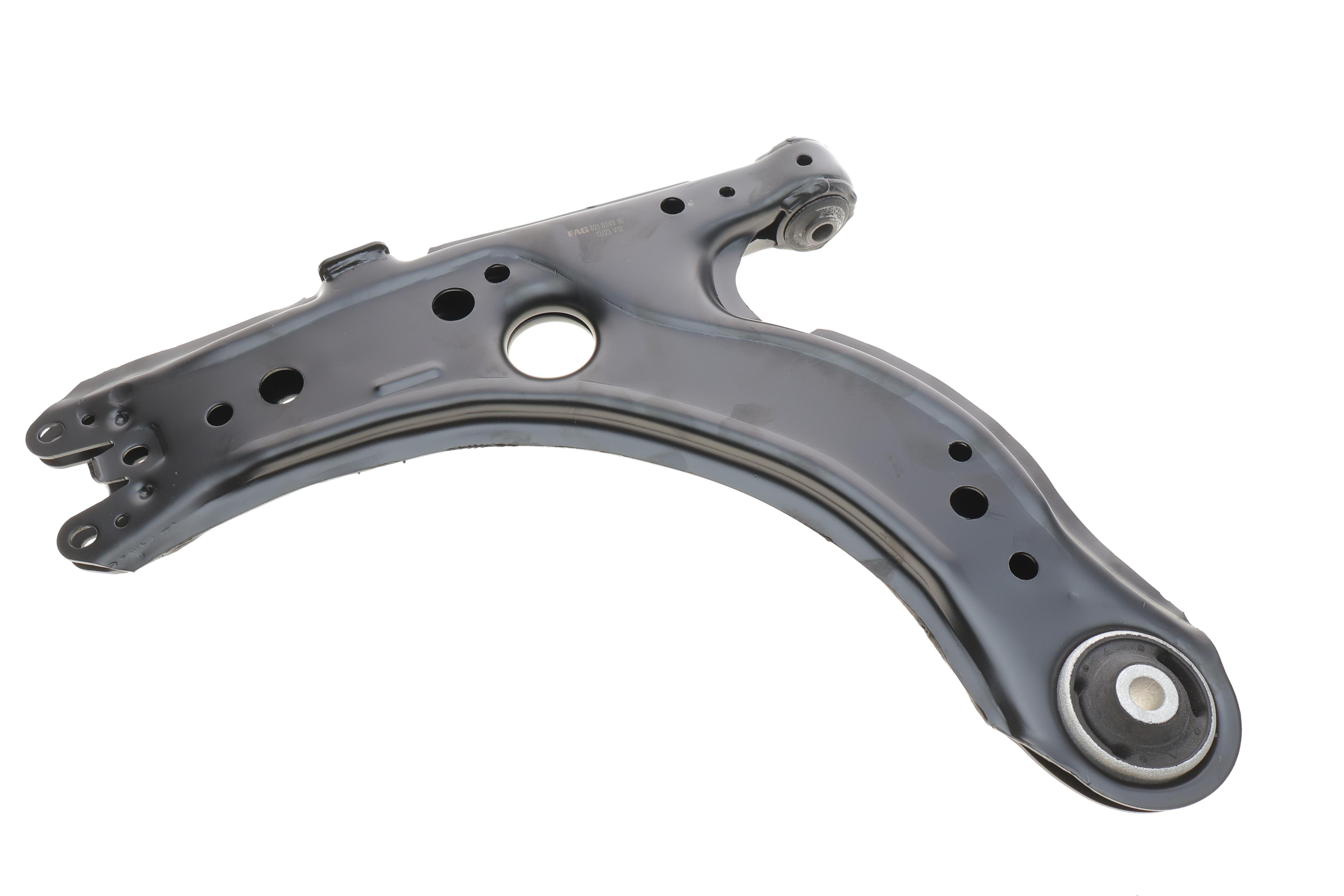 Важіль підвіски (передній/знизу) VW Golf IV 1.0-2.8 V6 97-08 (без кульової)