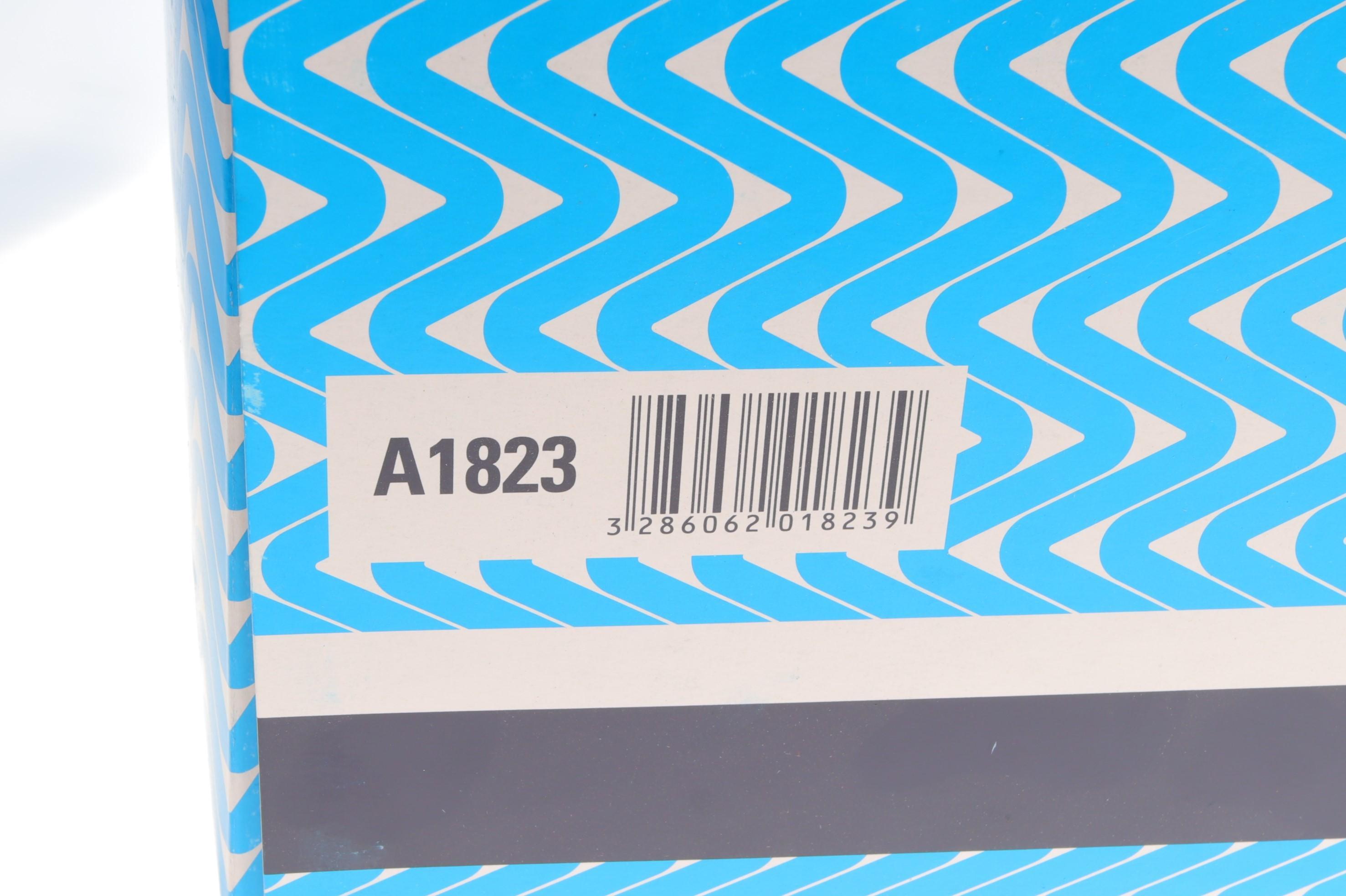 Фільтр повітряний Toyota Land Cruiser 100 4.2TD 98-07