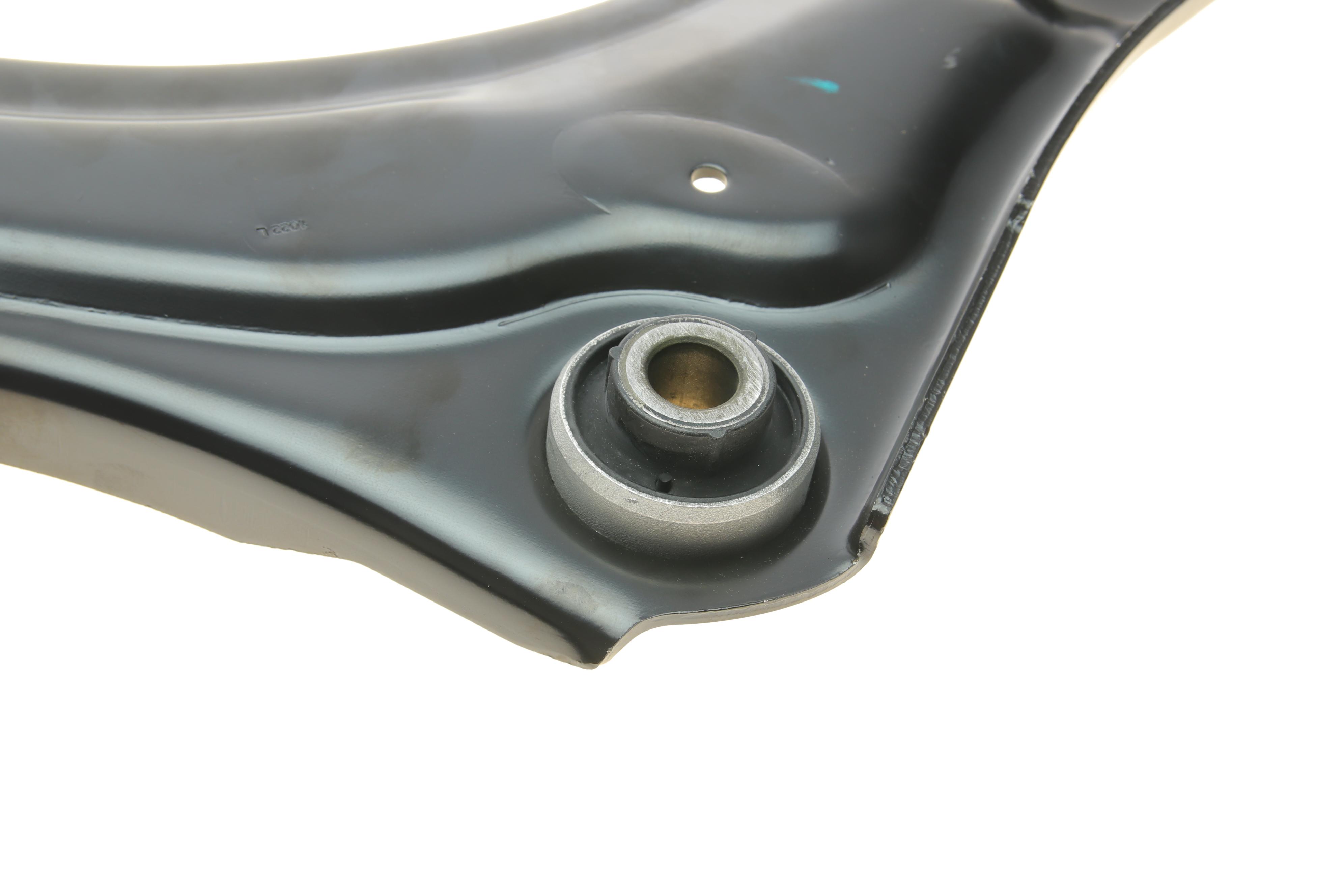 Важіль підвіски (передній/знизу) (L) Renault Megane III/Scenic III/Grand Scenic III 08-