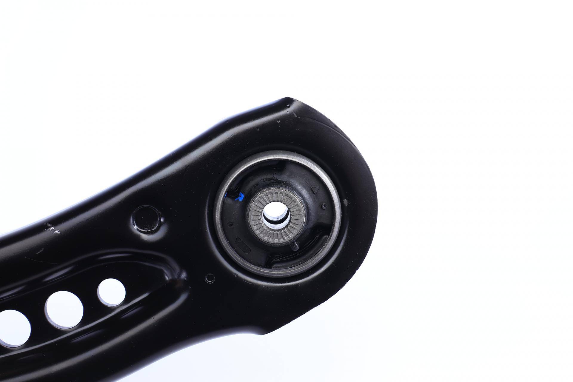 Важіль підвіски (передній) (R) Skoda Octavia III/VW Golf VII 12-