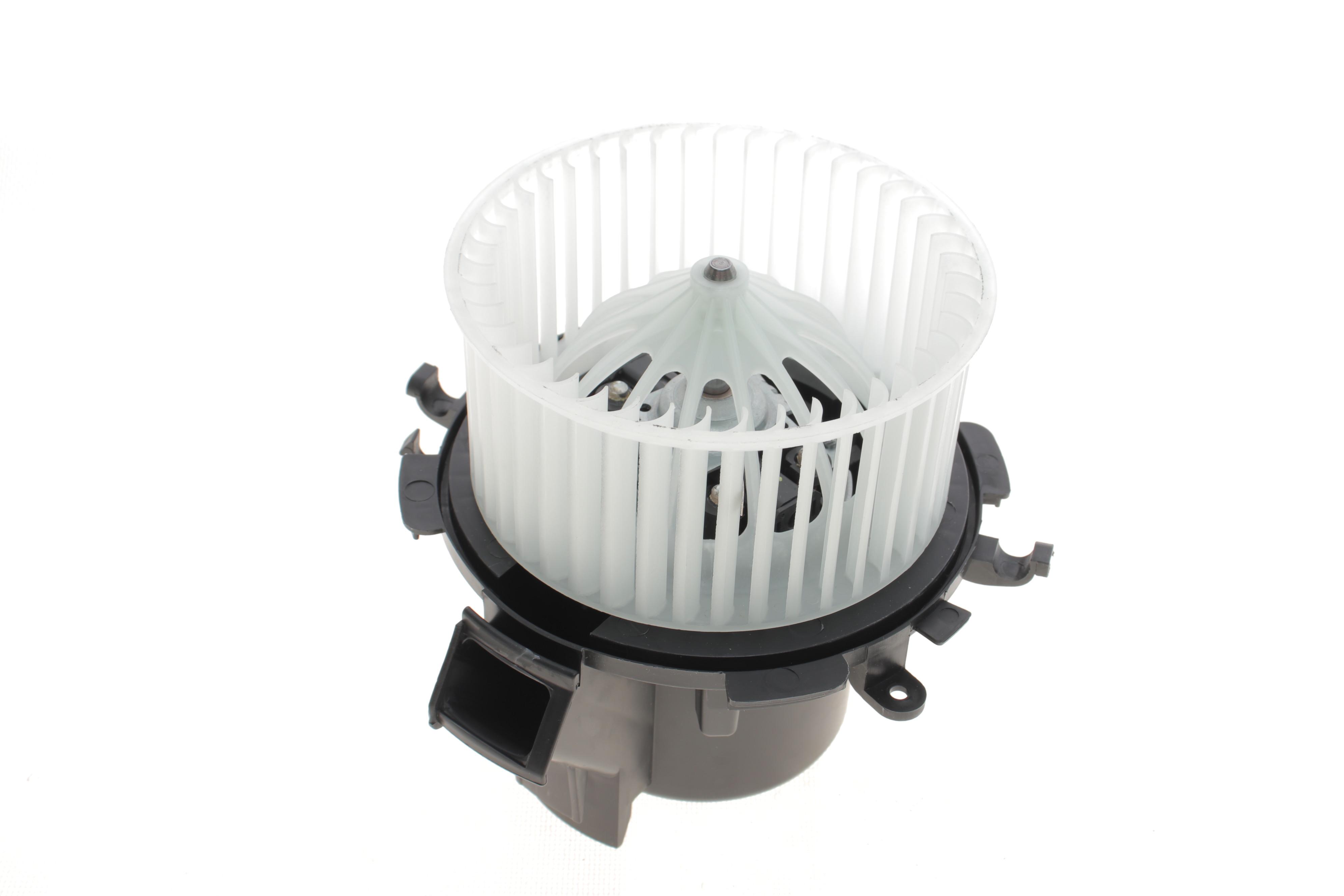 Моторчик печки Opel Movano/Renault Maskott/Master 1.9D-3.0D 99-