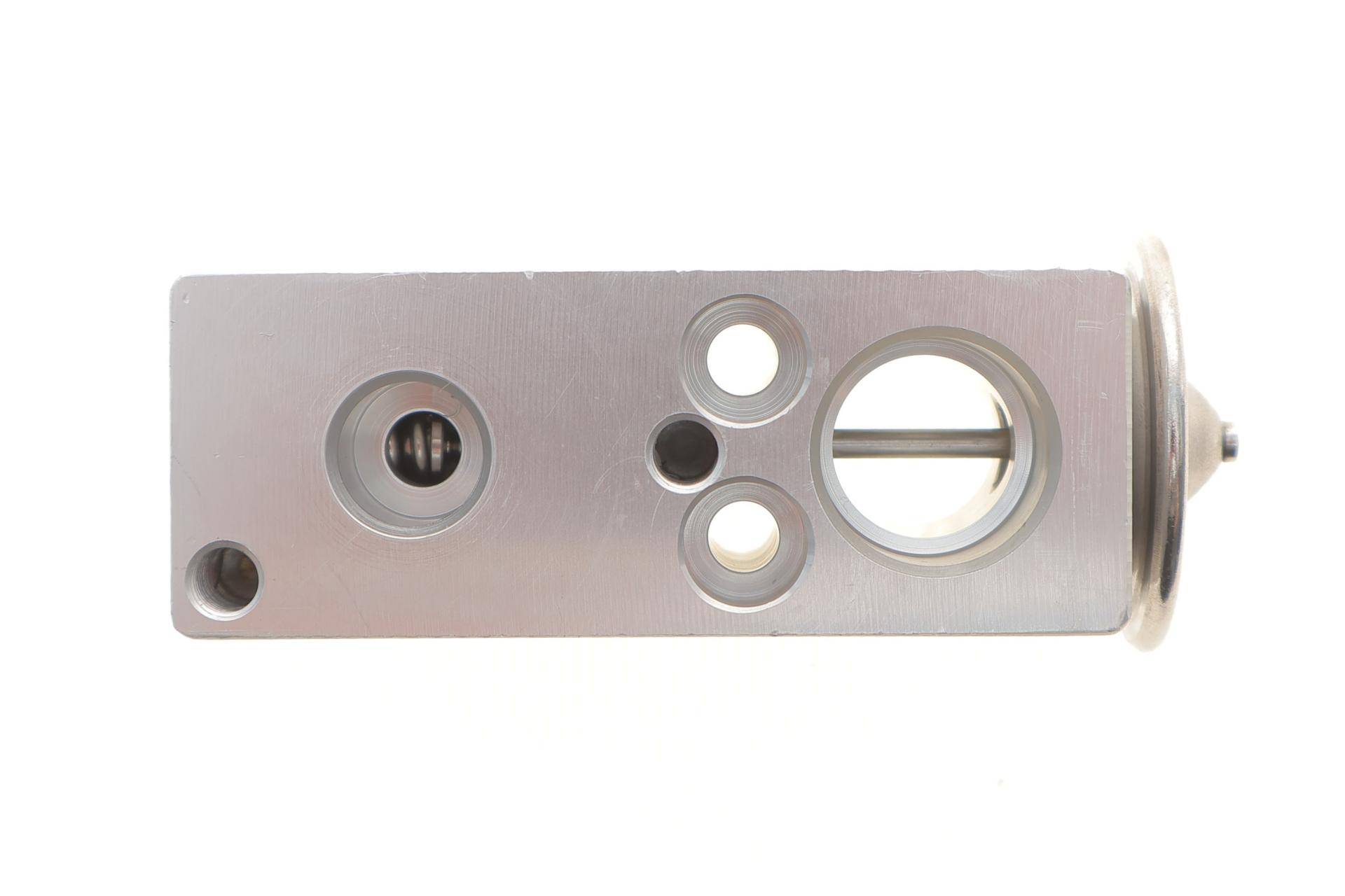 Клапан компресора кондиціонера Citroen Berlingo/Jumpy/Peugeot Expert/Partner 08-