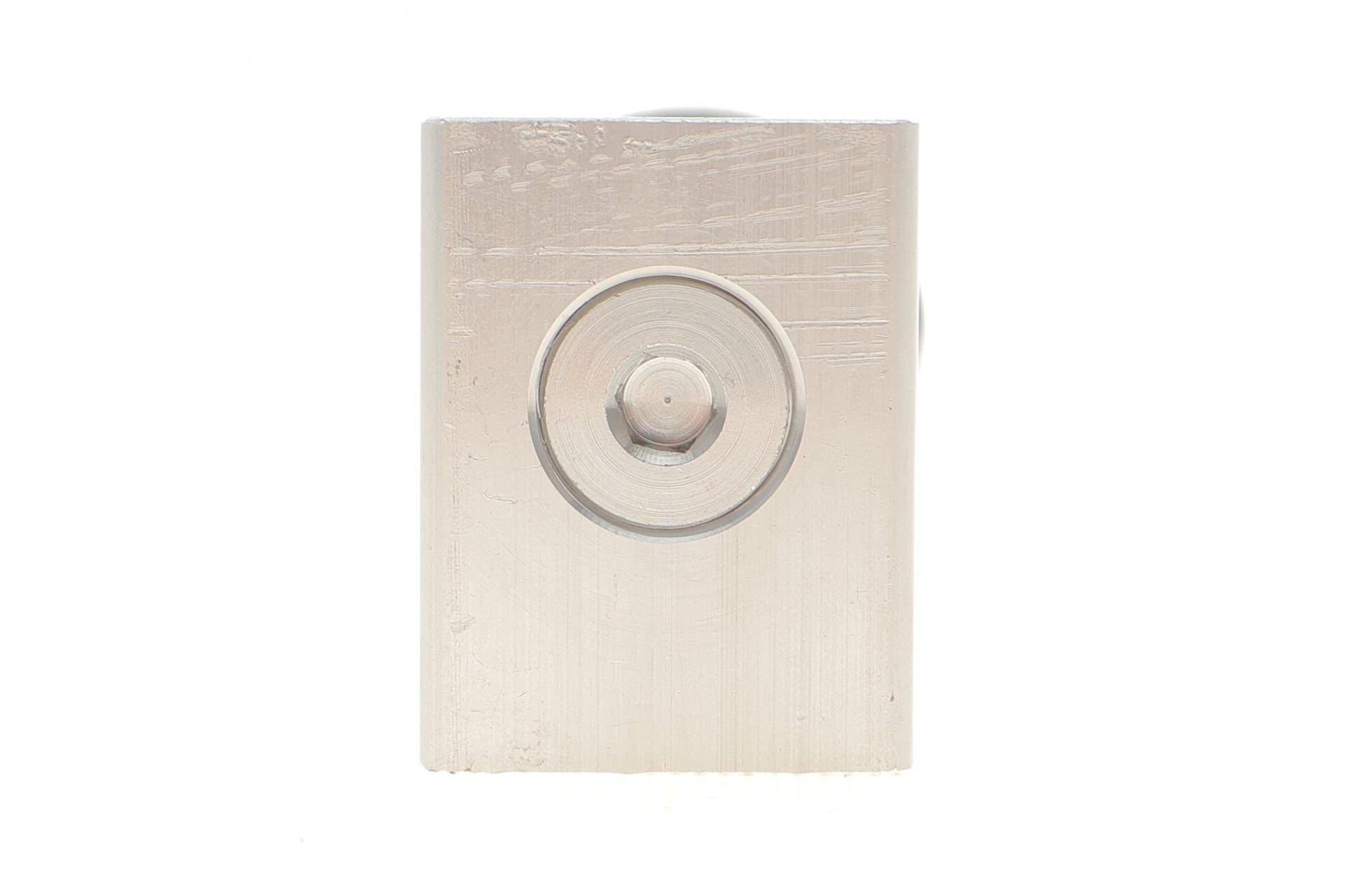 Клапан компресора кондиціонера Citroen Berlingo/Jumpy/Peugeot Expert/Partner 08-