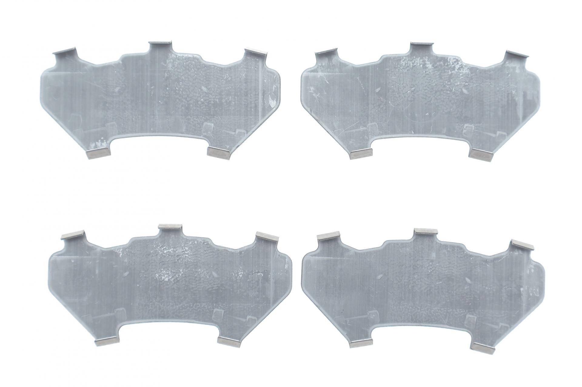 Комплект протискрипних пластин (задніх) Mitsubishi Galant 85-/L400 95-02/Eclipse 94-11/Pajero Pinin 99-07