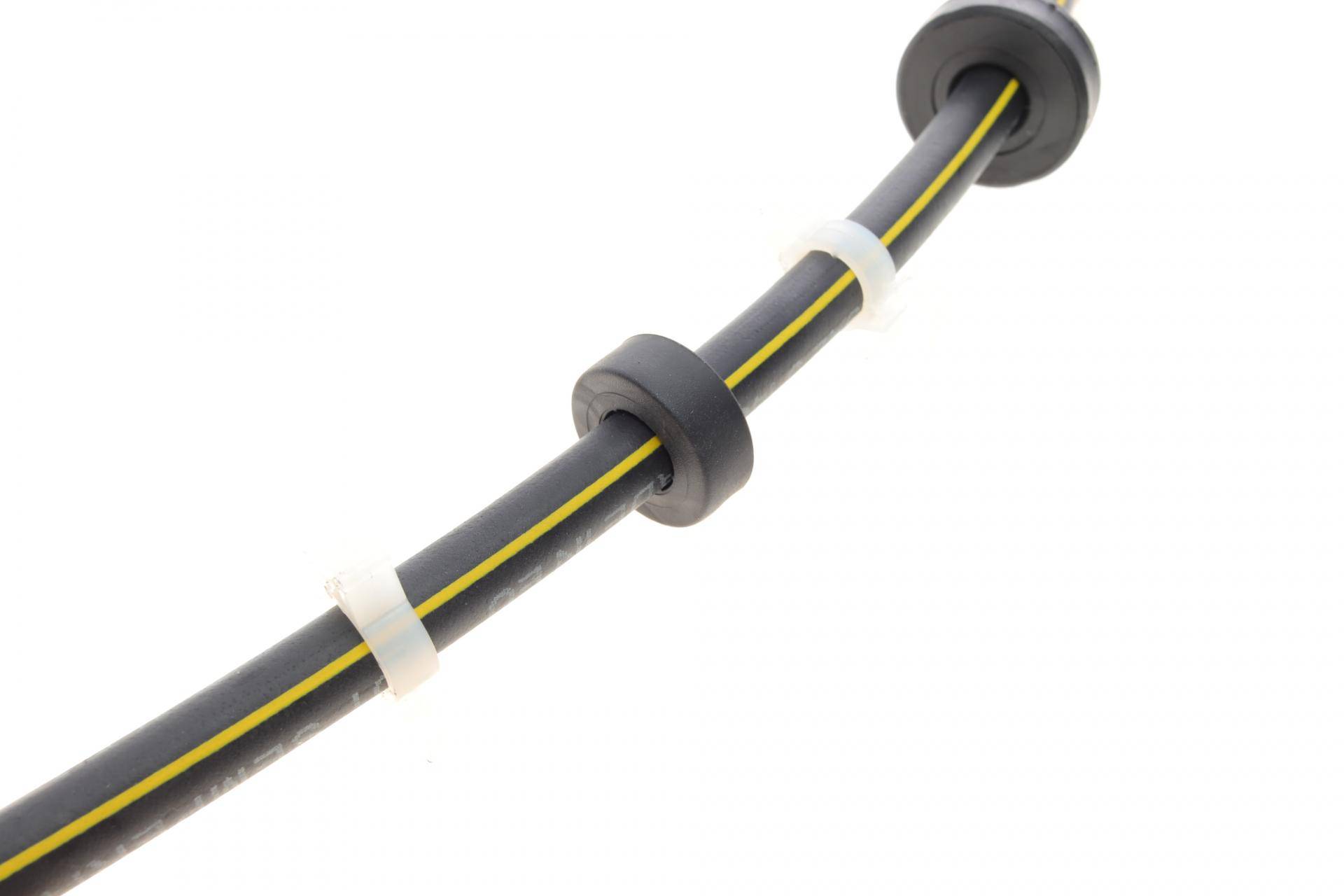 Шланг гальмівний (передній) VW T4 90-03 (R) (L=365mm)