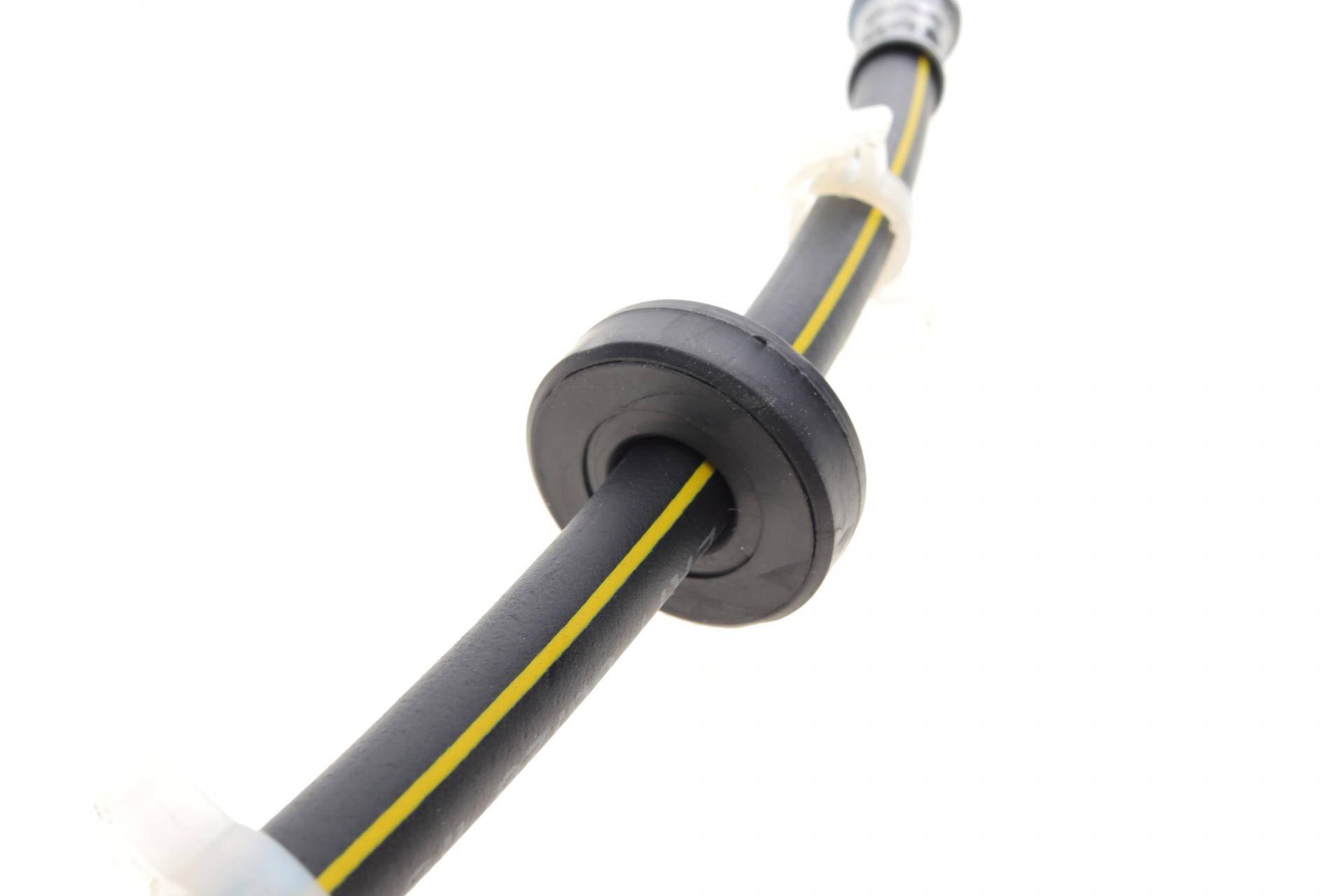 Шланг гальмівний (передній) VW T4 90-03 (R) (L=365mm)