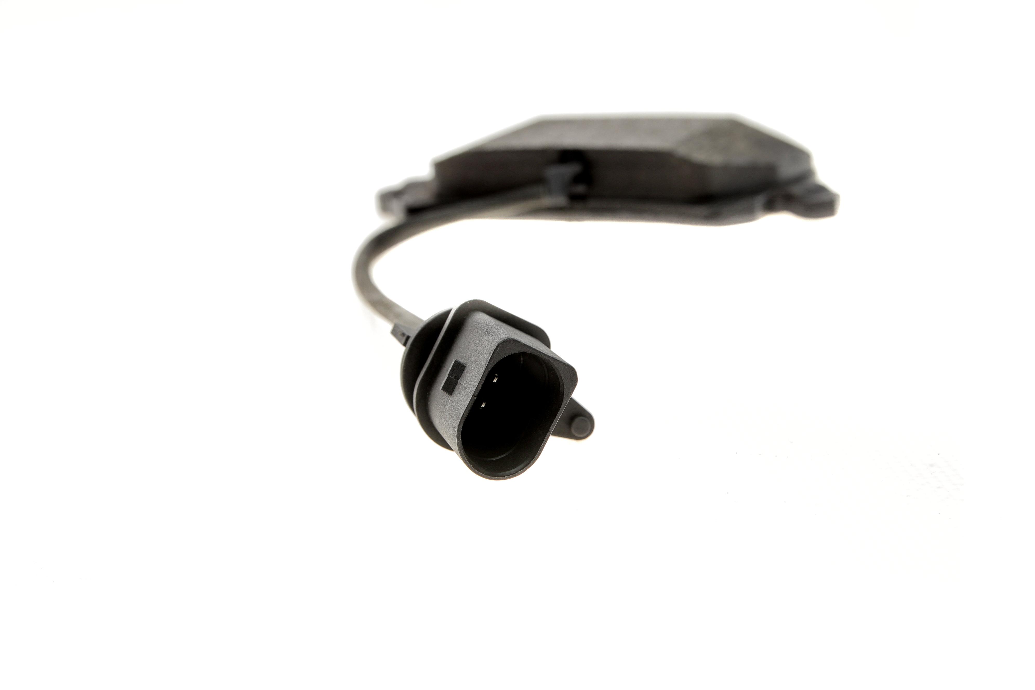 Колодки гальмівні (задні) Audi Q3 13-18 (з датчиками)